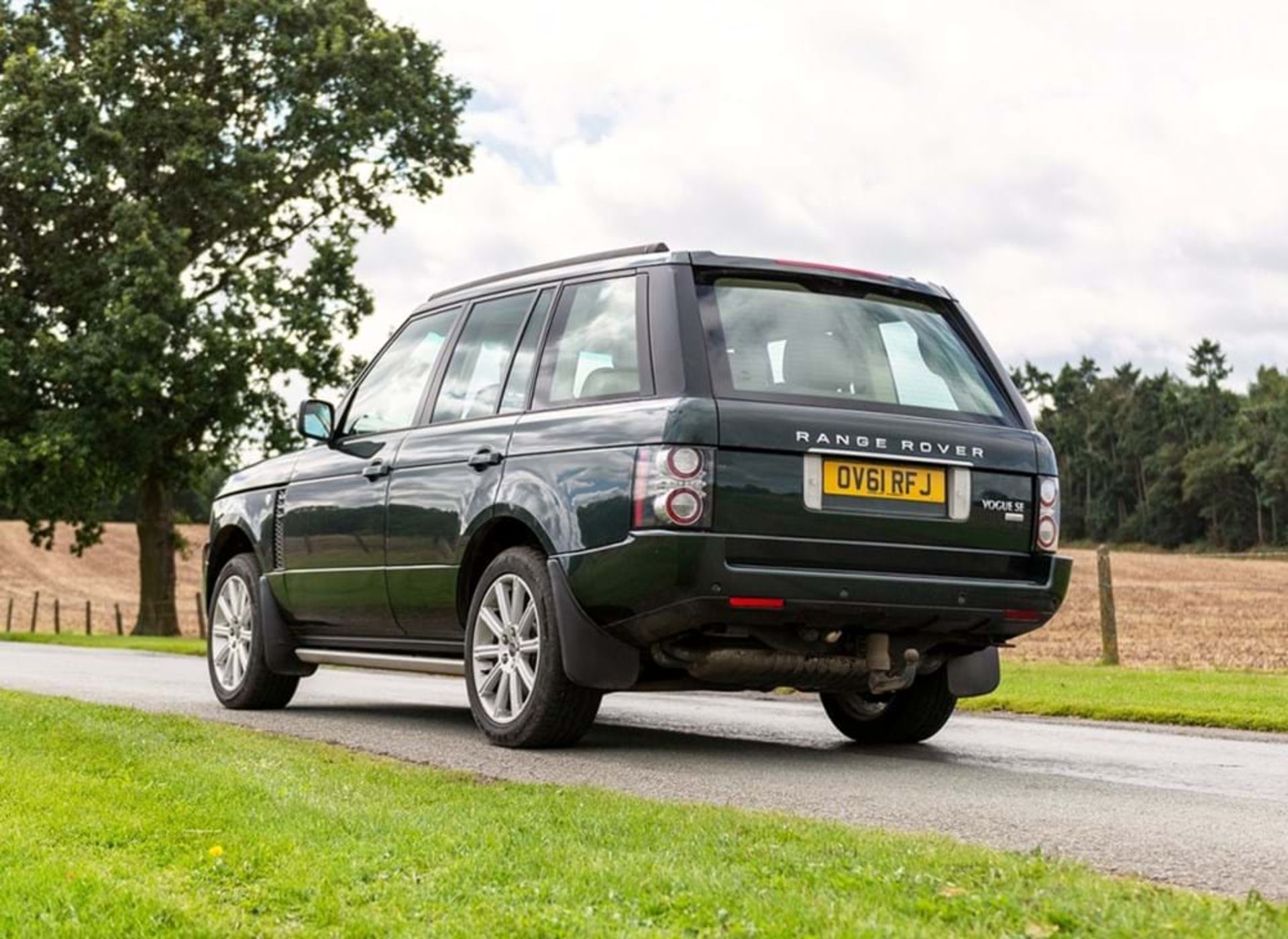 2011 Range Rover Vogue SE Believed To Be Ex-Royal Fleet - Image 9 of 10