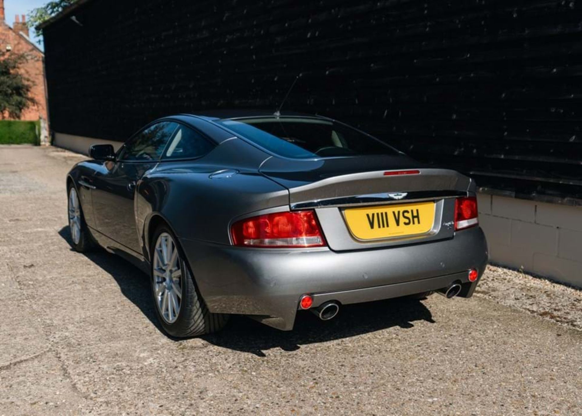 2005 Aston Martin Vanquish S - Image 3 of 9