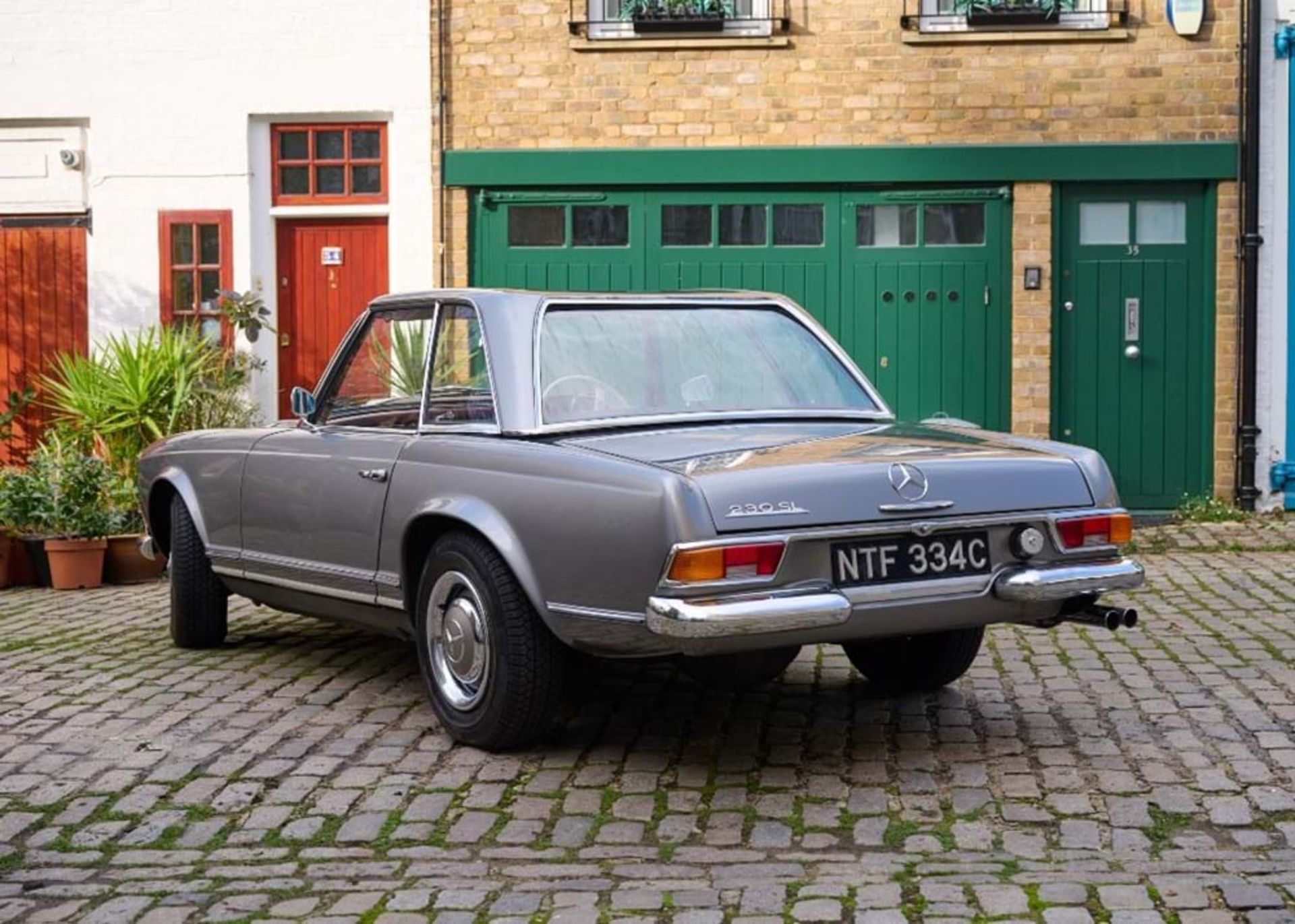 1965 Mercedes-Benz 230 SL Pagoda - Image 7 of 10