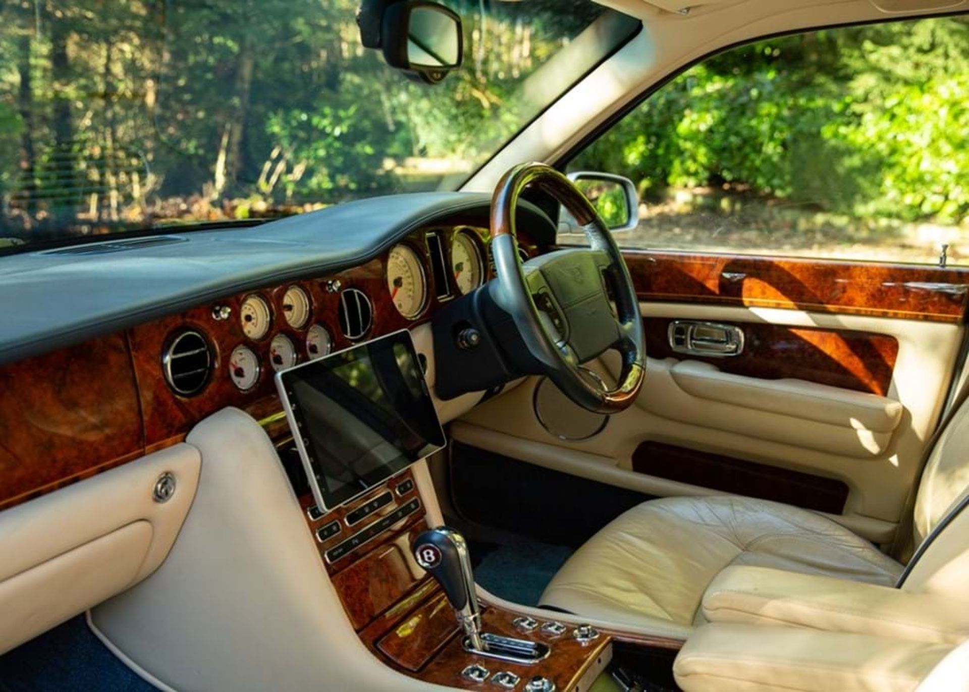 2004 Bentley Arnage R - Image 5 of 10