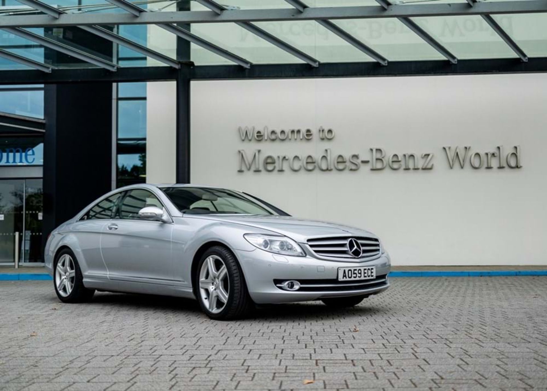 2009 Mercedes-Benz CL500 - Image 9 of 10