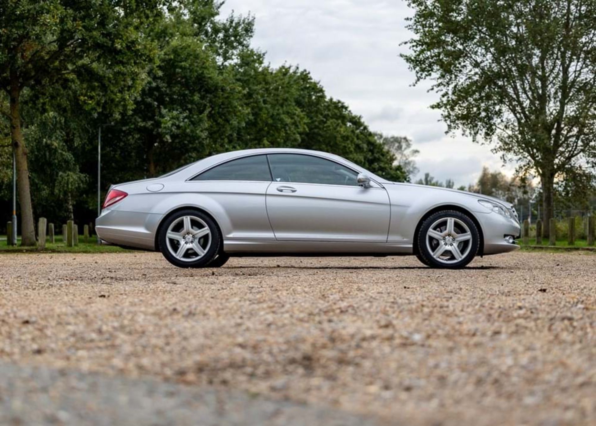 2009 Mercedes-Benz CL500 - Image 2 of 10