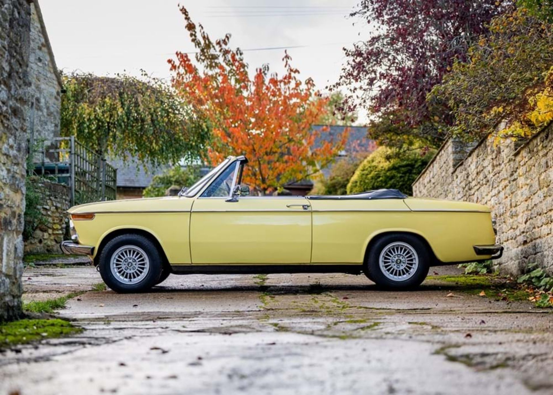 1970 BMW 1600-02 Convertible - Image 2 of 10