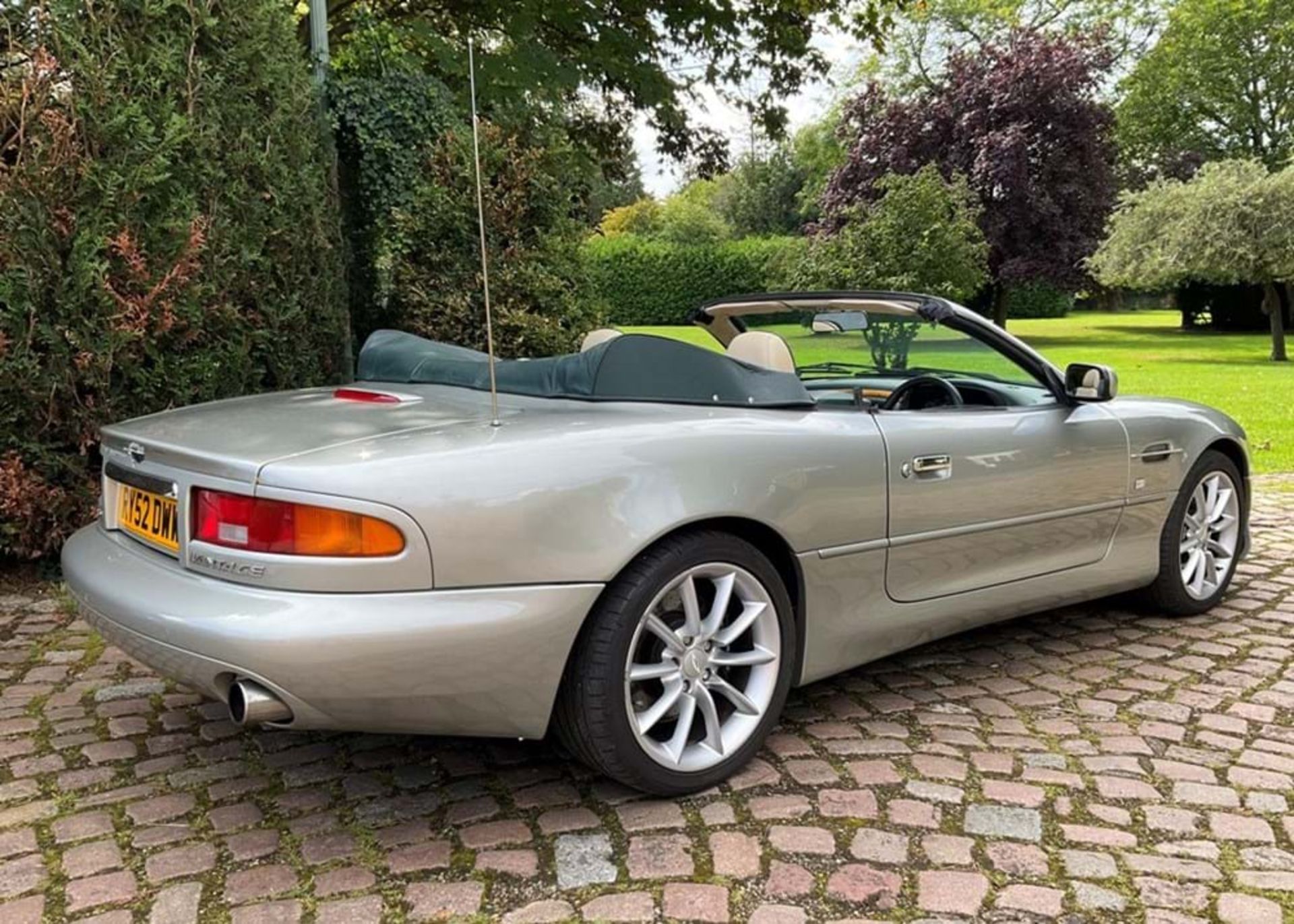 2002 Aston Martin DB7 Vantage Volante - Image 3 of 3