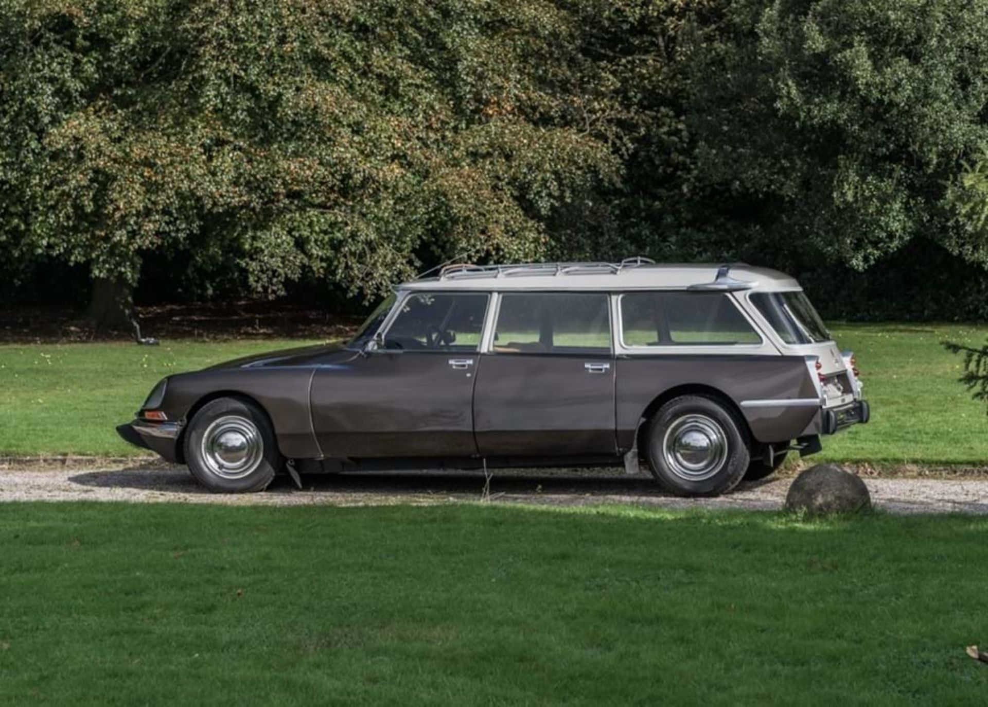 1974 Citroën DS 23 Safari Seven Seat - Image 2 of 10