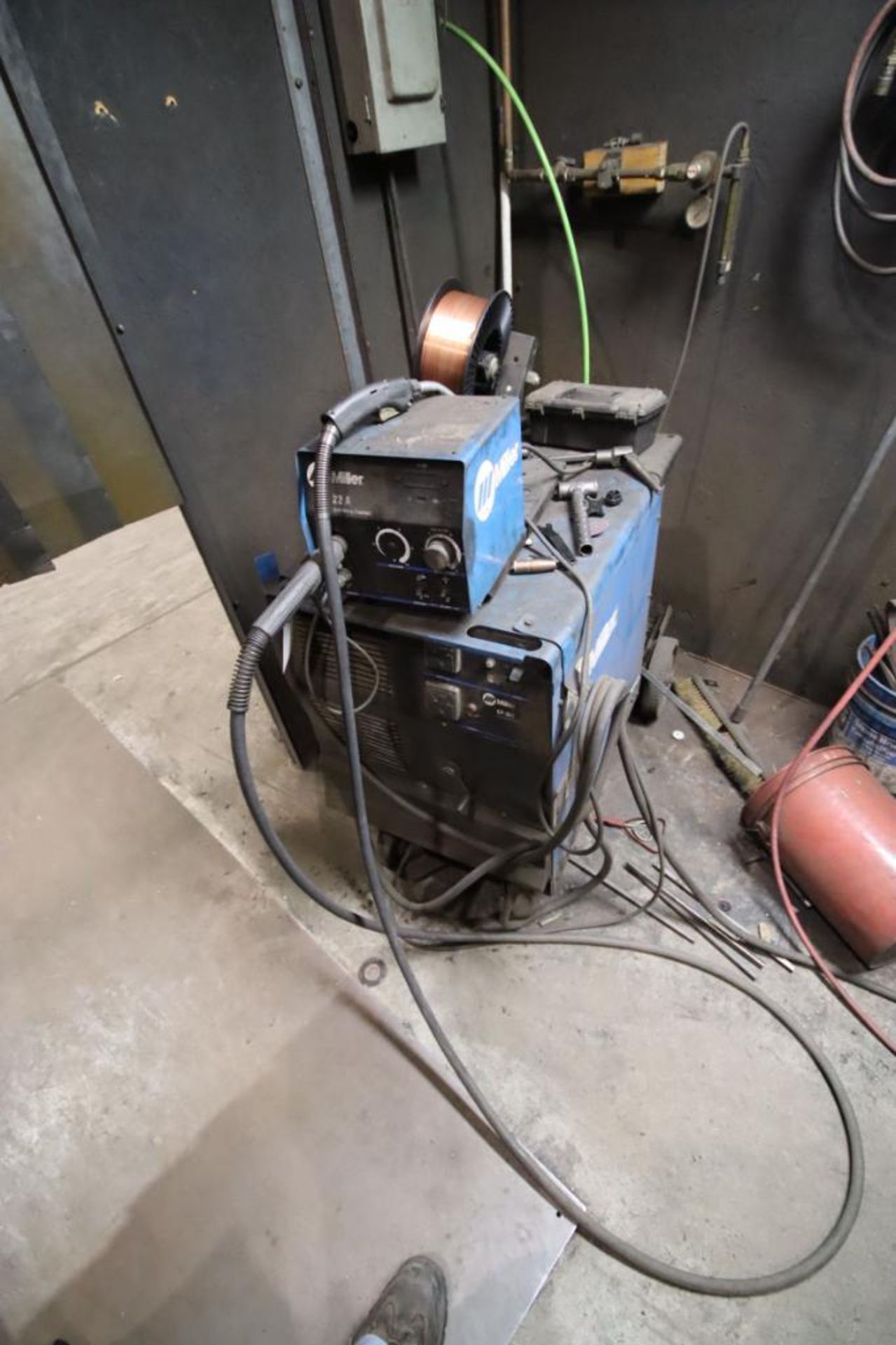 Miller Welder CP-302 with Miller 22A Wire Feed - Image 3 of 5