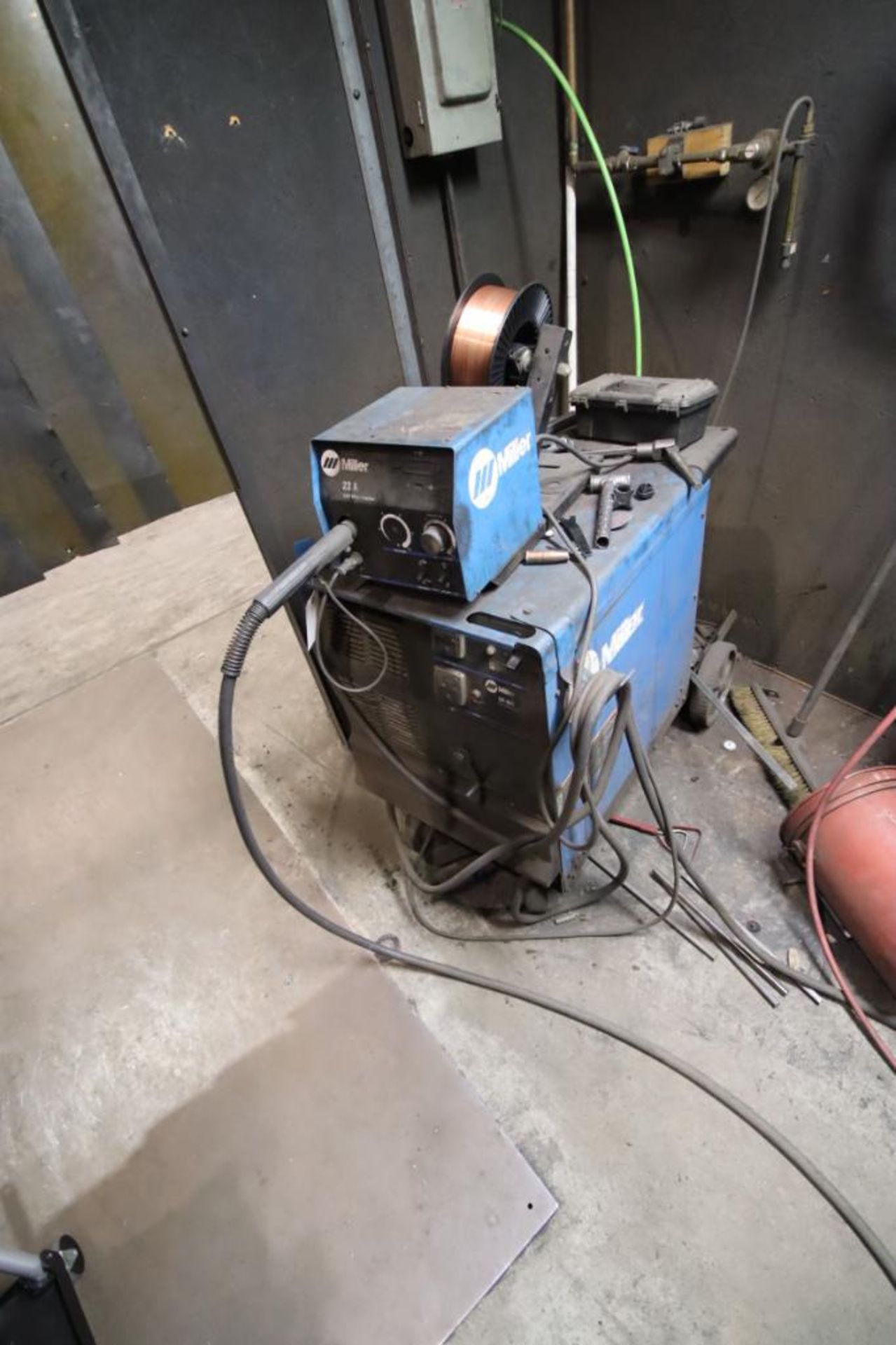 Miller Welder CP-302 with Miller 22A Wire Feed - Image 2 of 5