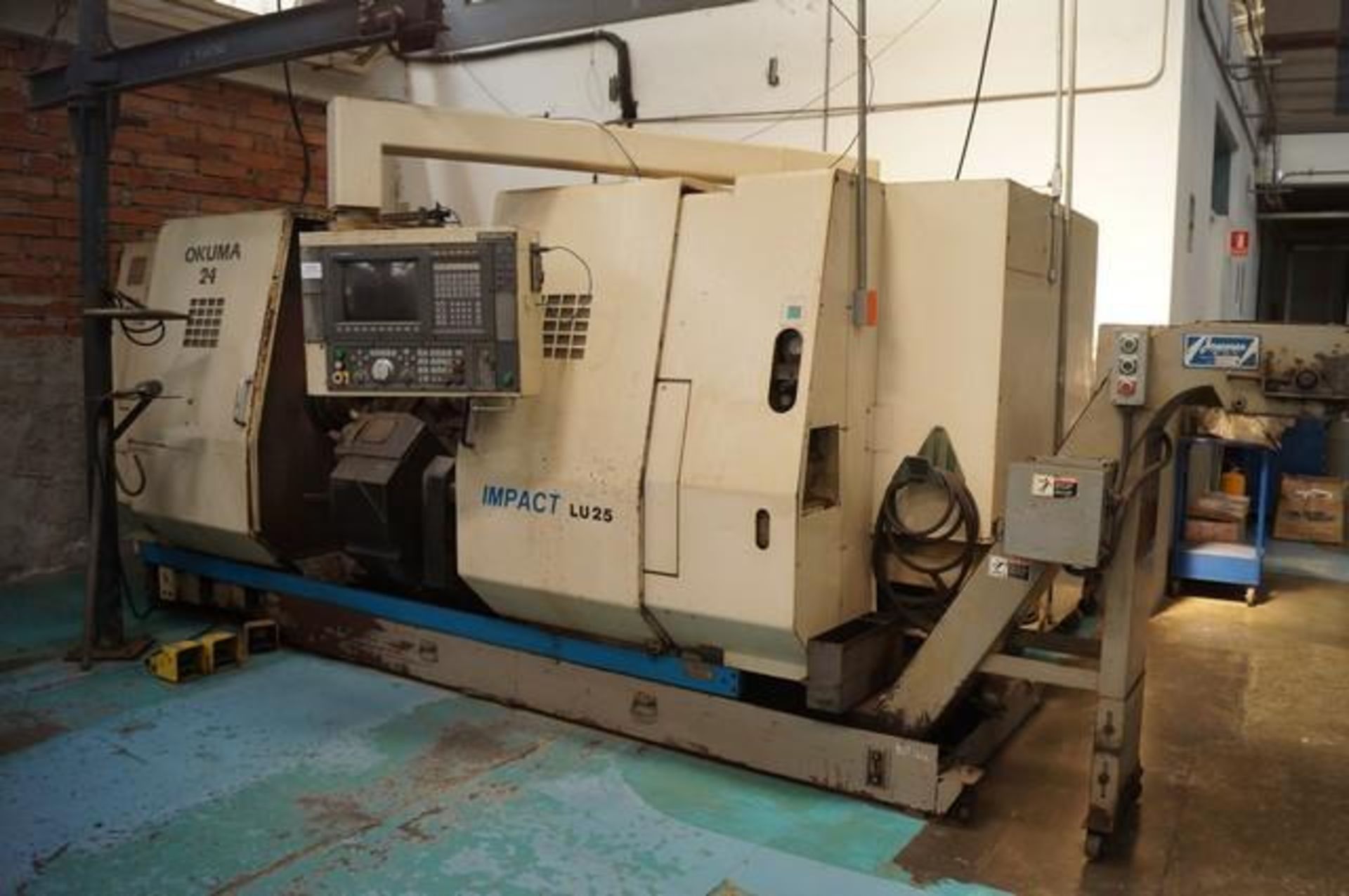 1998 OKUMA LU25 Twin Turret CNC Horizontal Turning Center