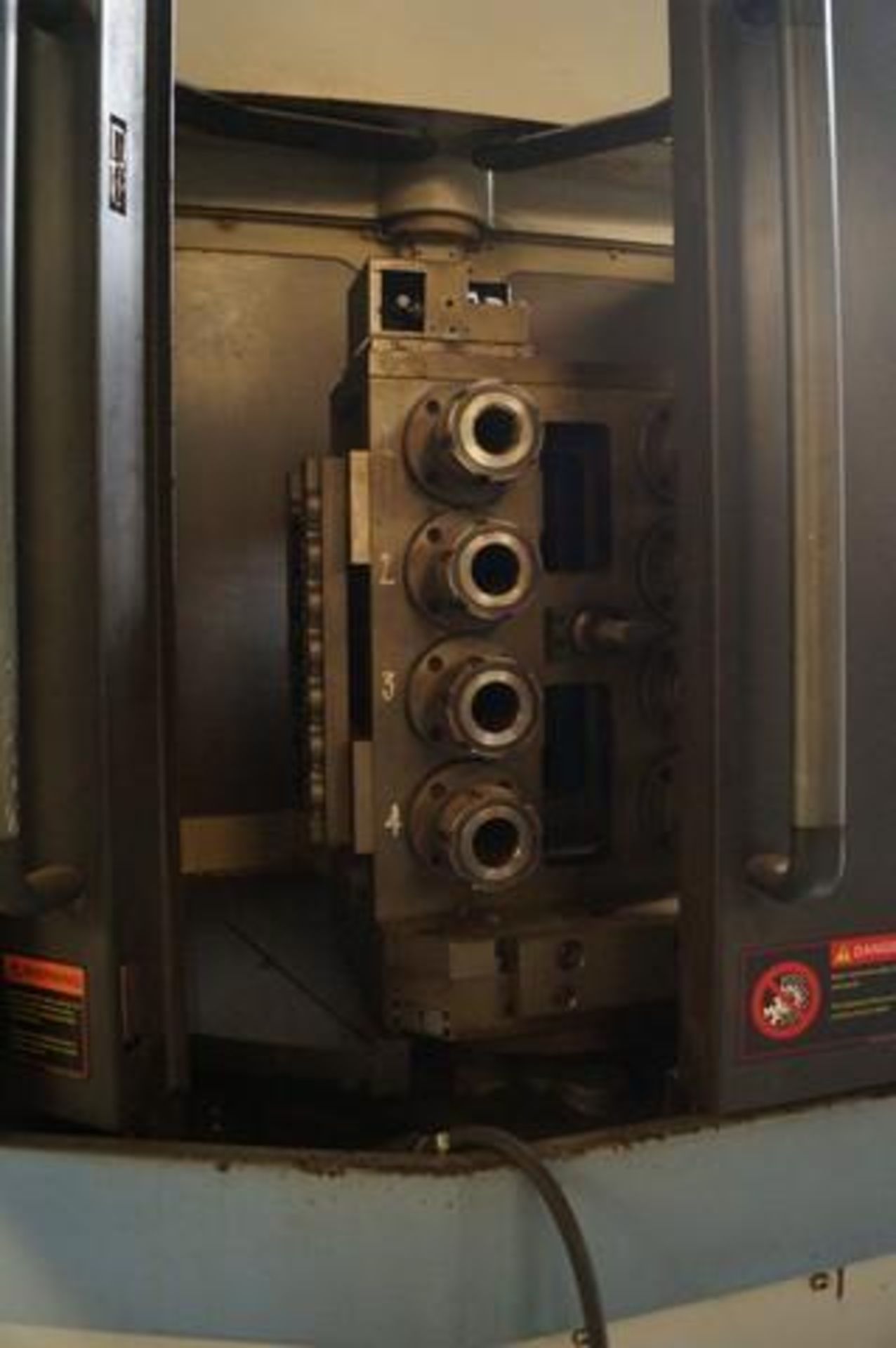 2010 DOOSAN HC-400 4 Axis Horizontal CNC Machining Center - Image 2 of 6