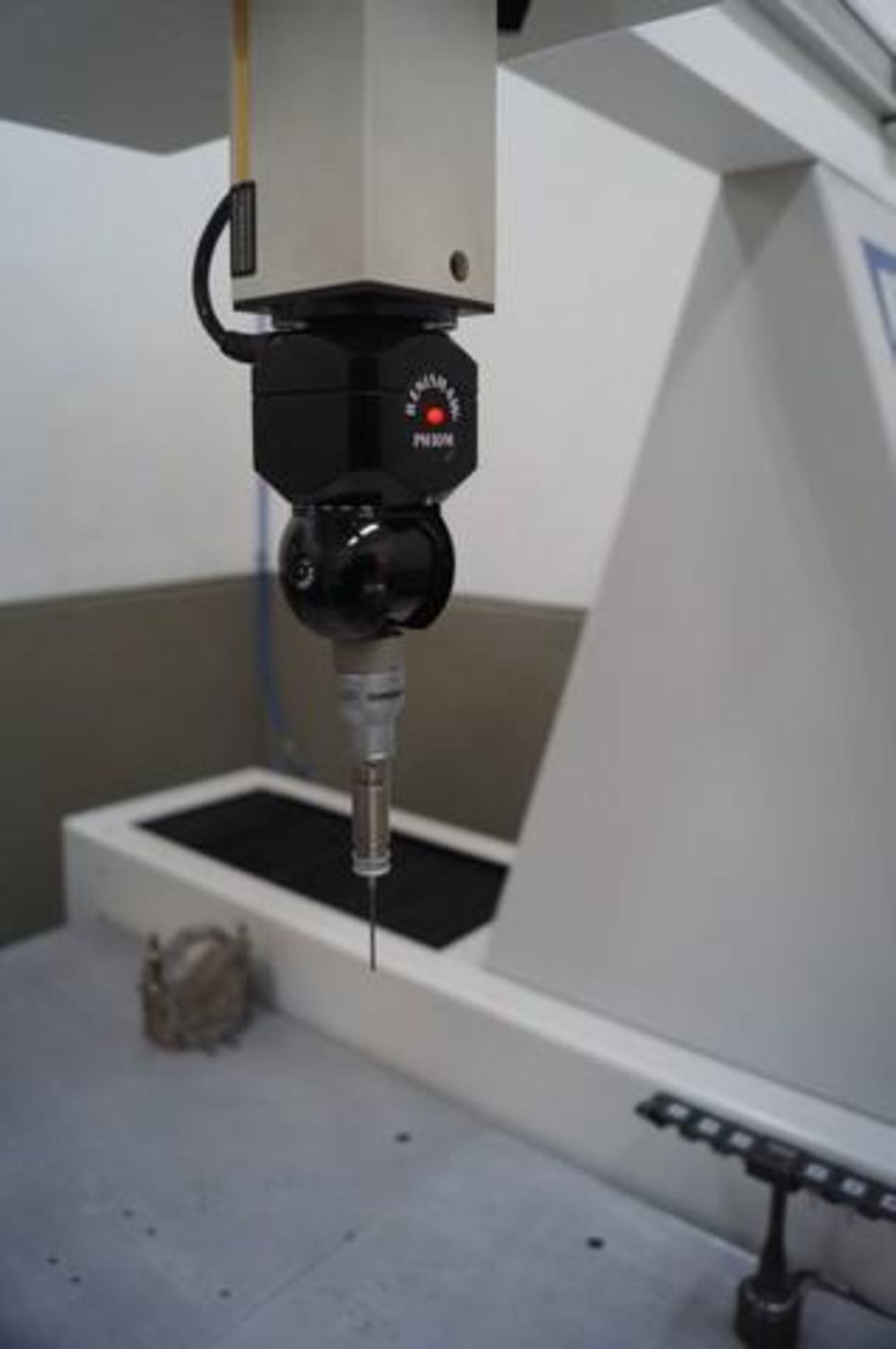 2000 LK G90C Coordinate Measuring Machine - Image 6 of 9