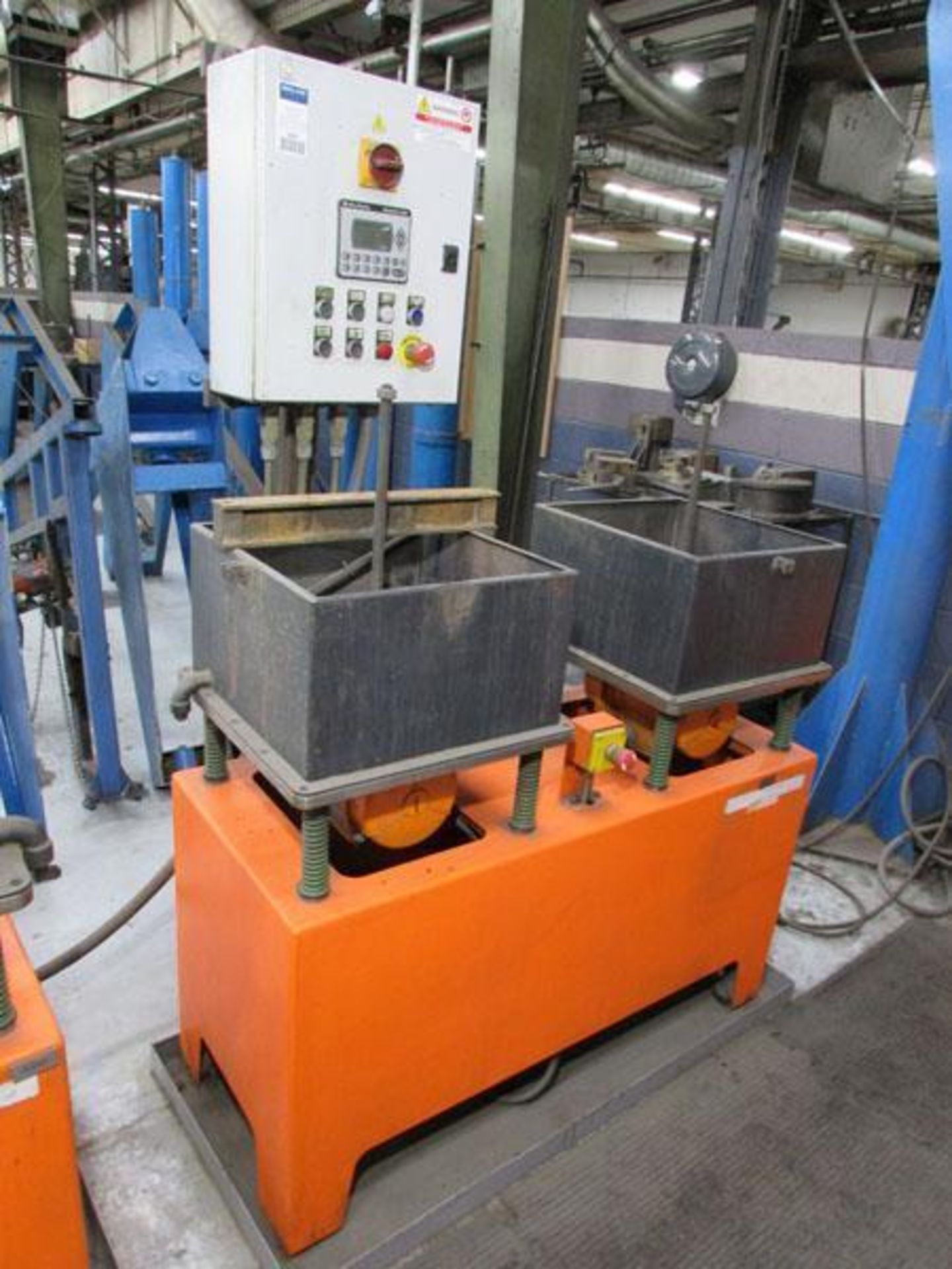 2010 S.P.M. Mould Polishing System LS480/800 Vibratory Mould Polishing Machine