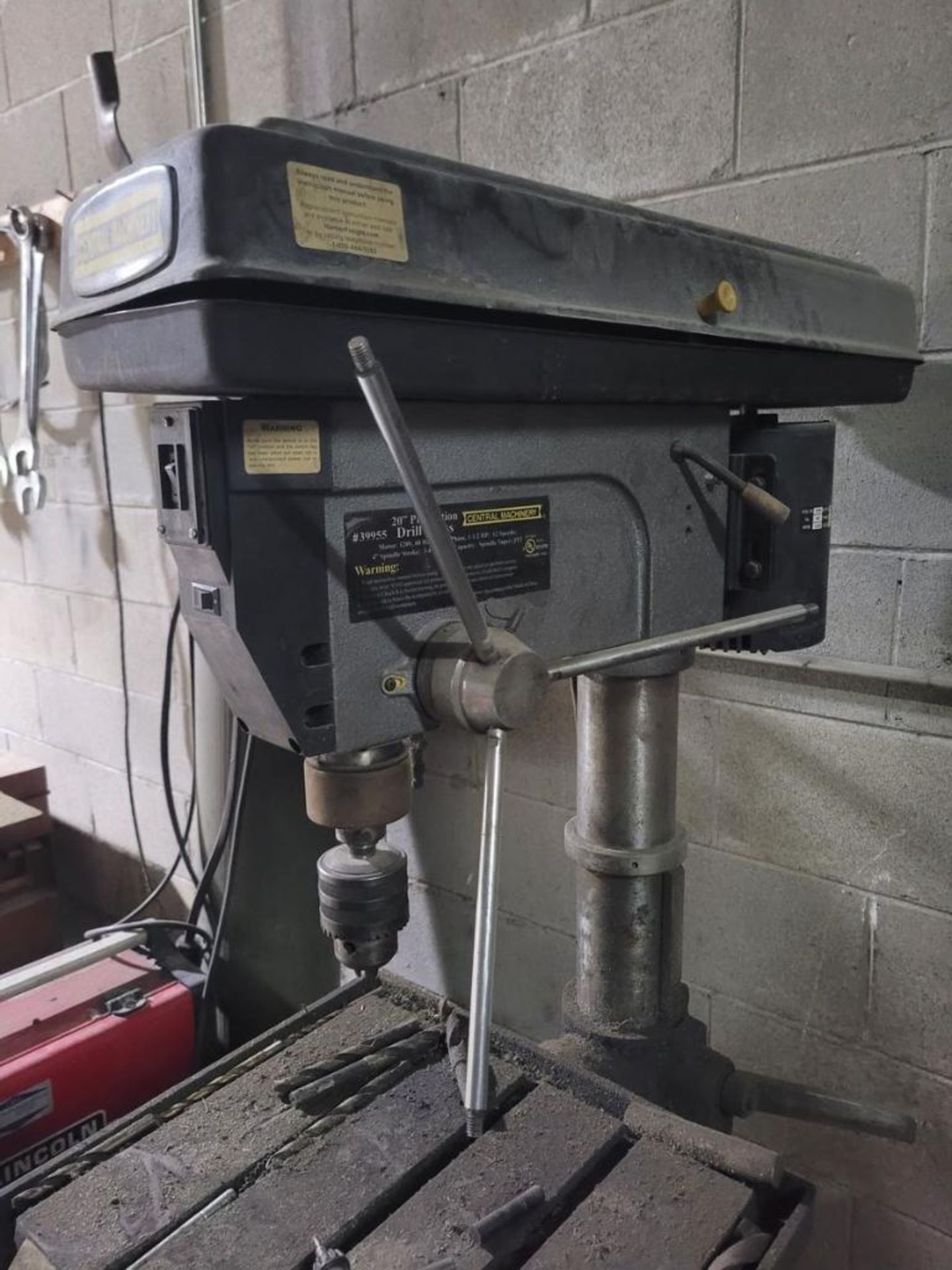 Central Machinery Model 39955 20" Drill Press: 3/4" Chuck, 4" Spindle Stroke, 16" x 14" Table, 12-Sp - Image 3 of 5