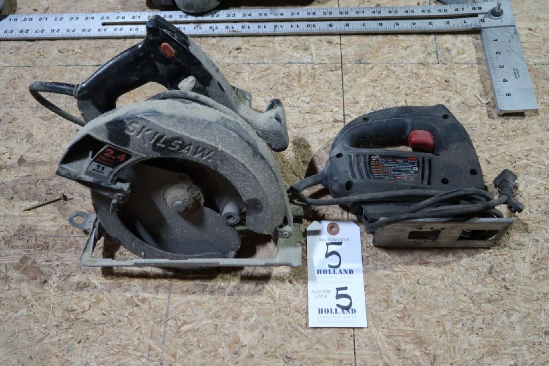 (2) Skilsaw Electric Saws: (1) Model 5155 7-1/4" Circular Saw, (1) Model 3230 Jig Saw