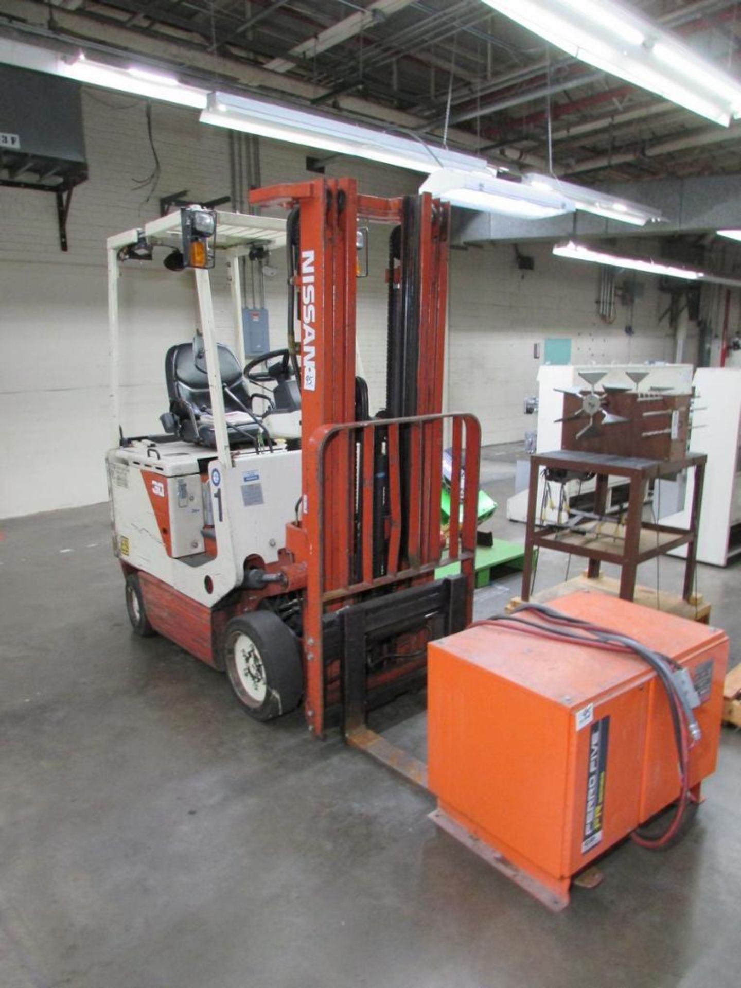 Nissan CUM01L15SN 2325 Lb. Capacity 36V Electric Fork Truck