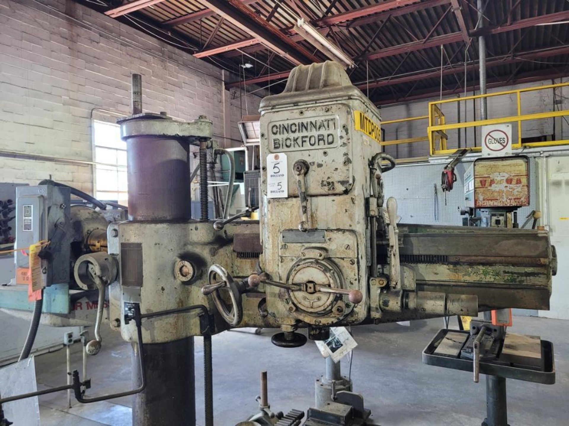 Cincinnati Bickford Radial Arm Drill - Image 3 of 9