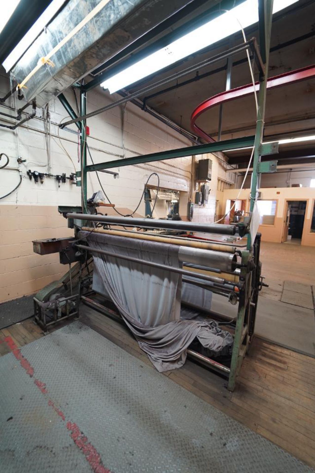 Homemade Re-Roll Machine, 84" wide, Located At 250 Route de la Station, Saint-Victor, Quebec, Canada - Image 4 of 4