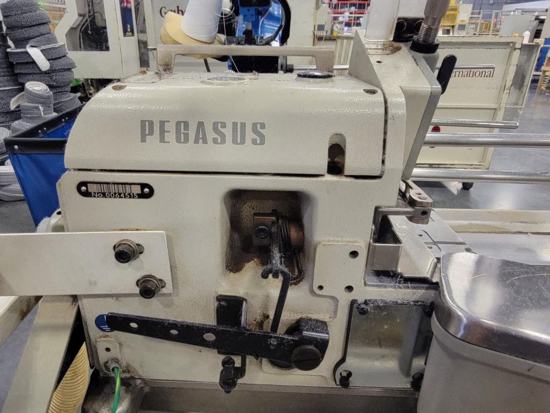 Atlanta Attachment Mattress Boarder Sewing Machine [25065], complete with (2) Pegasus Sewing Heads, - Image 9 of 18