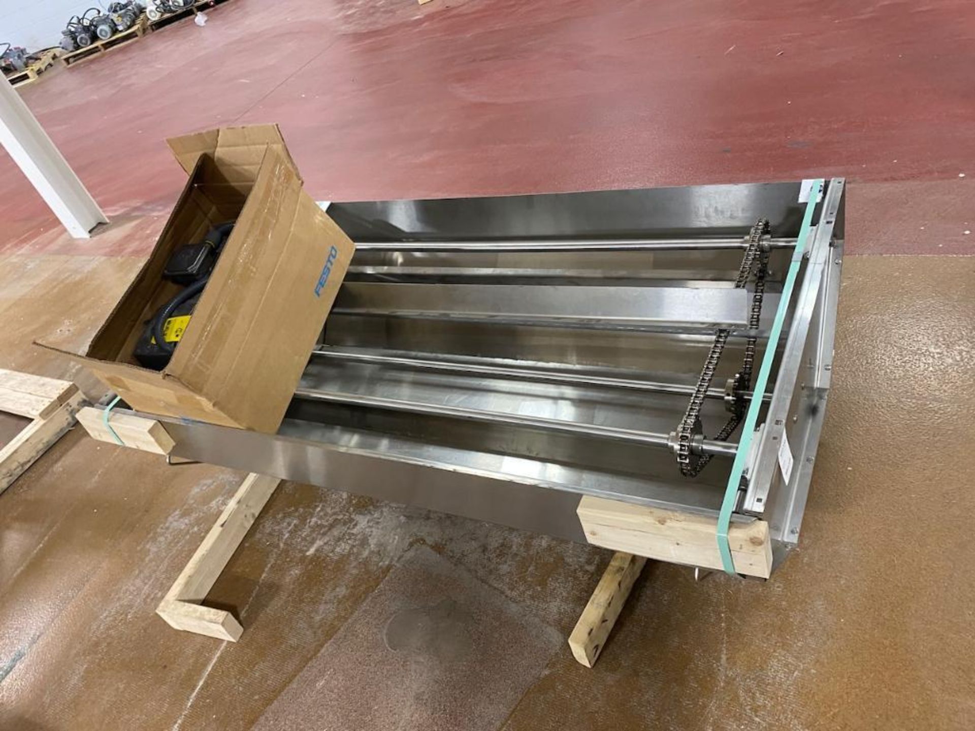 Stainless folding/mixing bin