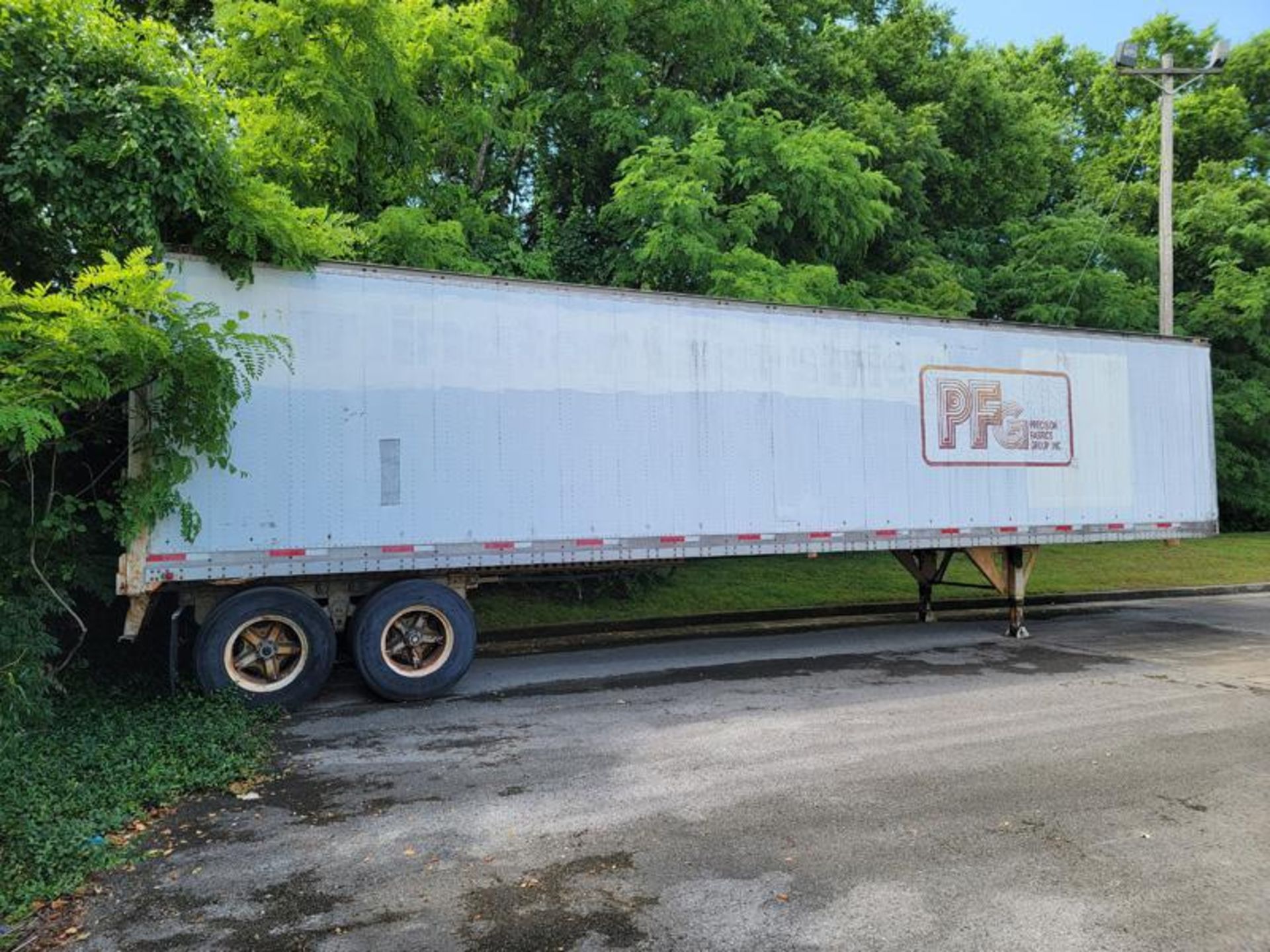 1976 BUDD STORAGE TRAILER MODEL NS2S440C59, S/N 131434 - Image 2 of 9