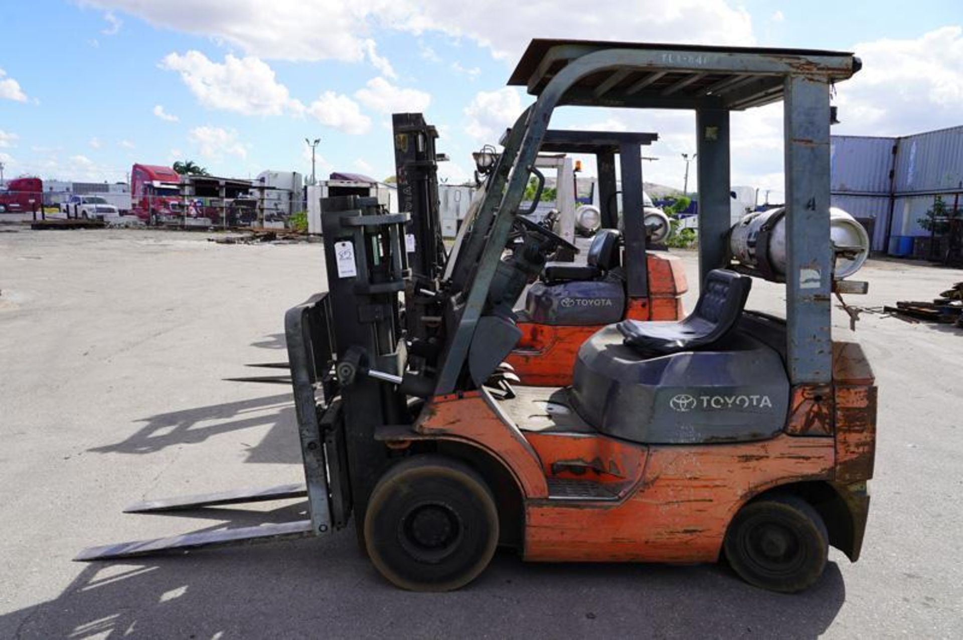 Toyota Mdl: 7FGU18 3,500 Lbs Propane Forklift, 3,500 Lbs Lift Capacity, Load Center 24'', Lift Speed