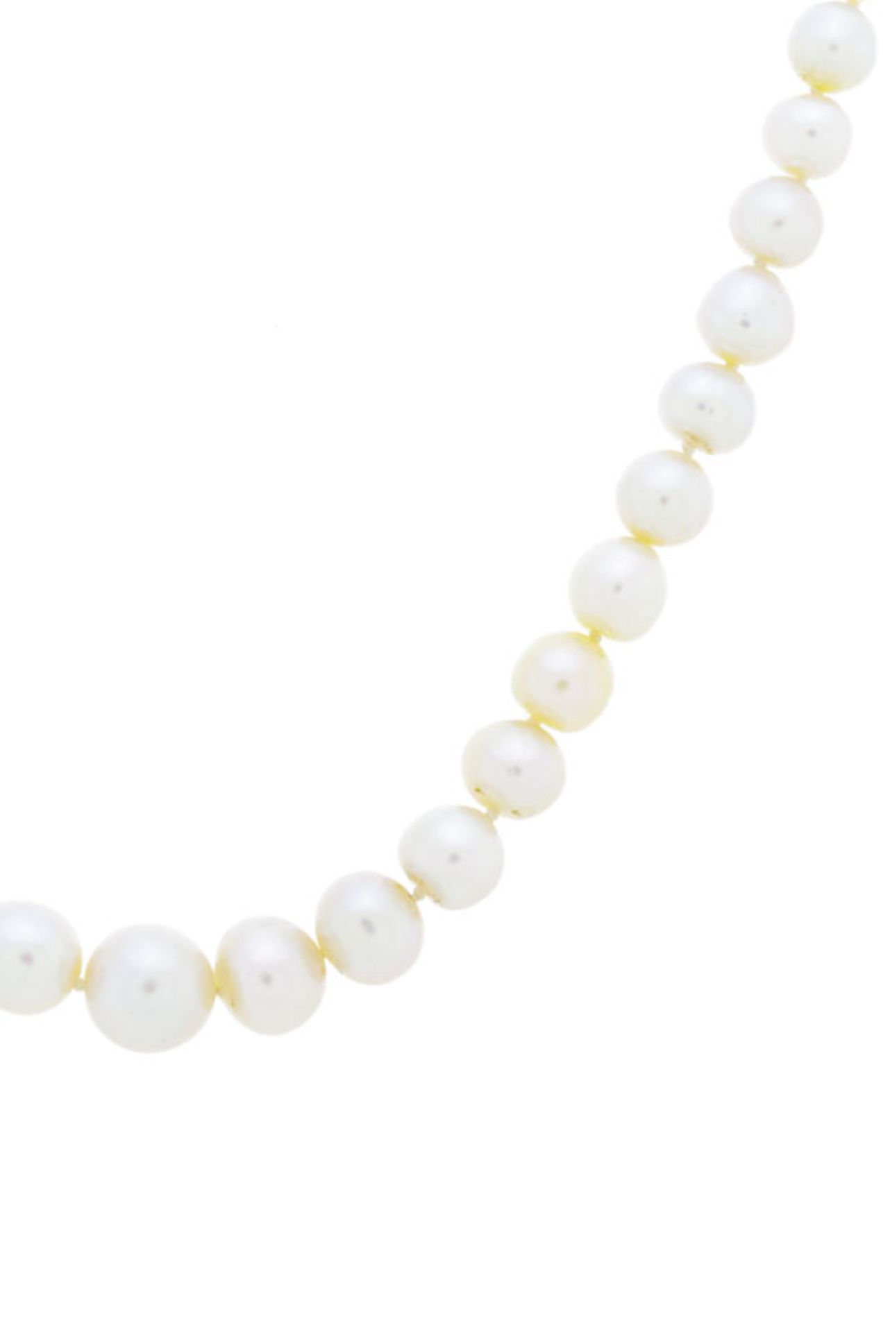 Collier 1 rang de perles blanches naturelles, fermoir XIXe s. 2 ors serti d'un cabochon d'émeraude e - Image 2 of 5