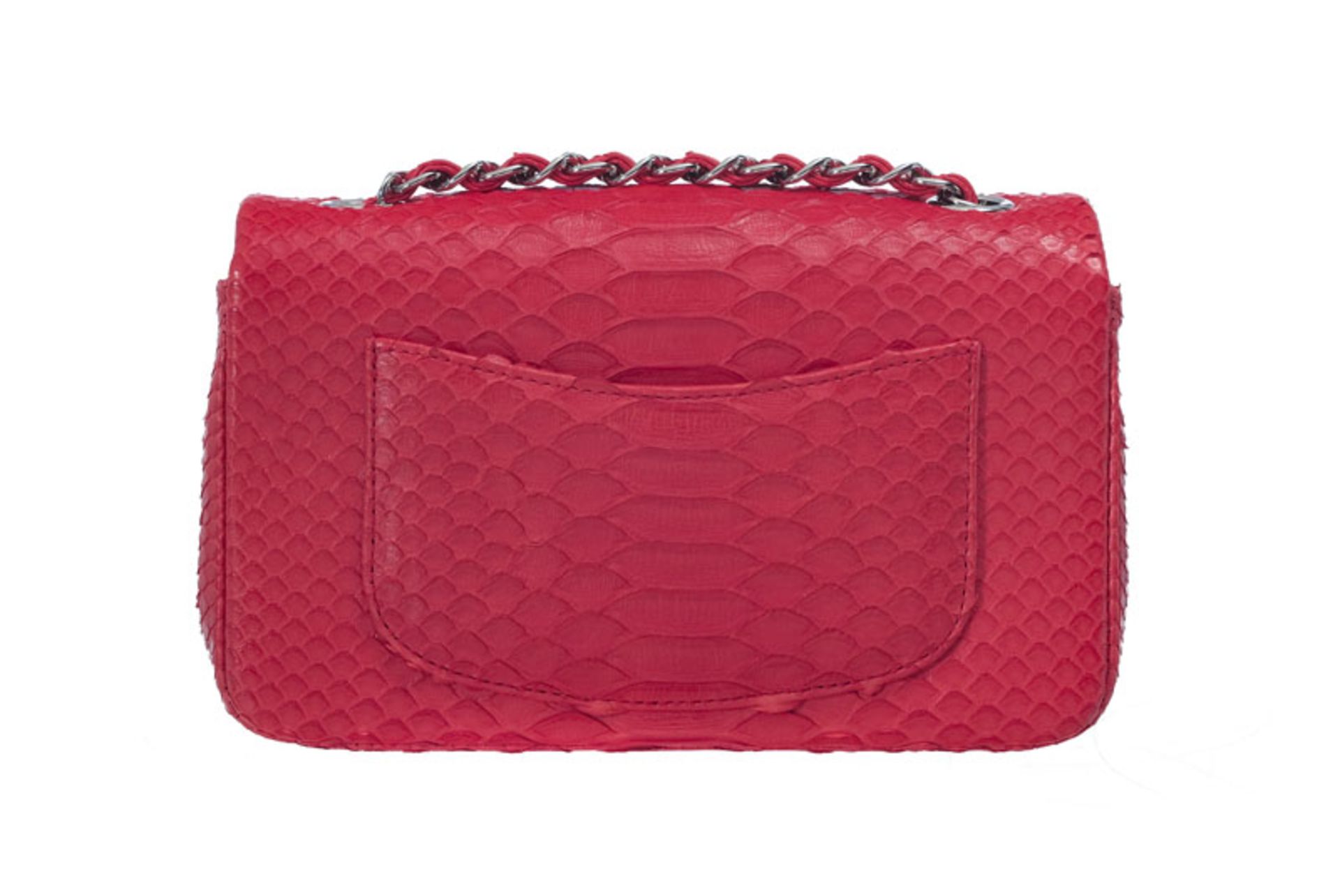 Chanel, mini sac à rabat Timeless classique en python corail rouge, carte d'authenticité, housse, bo - Image 2 of 3