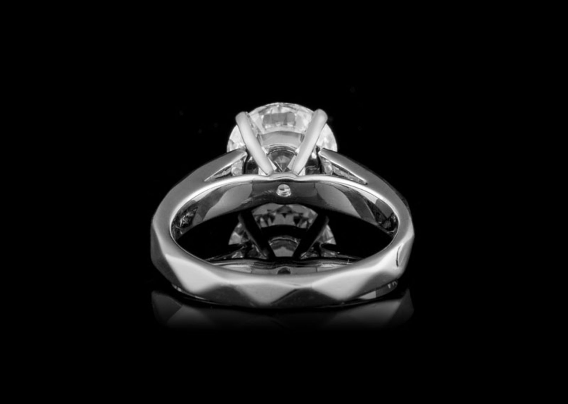 Graff, solitaire or gris 750 facetté serti d'un diamant taille brillant de 1.61 carat, I, VVS2, poch - Image 4 of 6