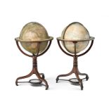 Paire de globes terrestre et céleste de parquet par J & W Cary, le globe terrestre daté 1806, le glo