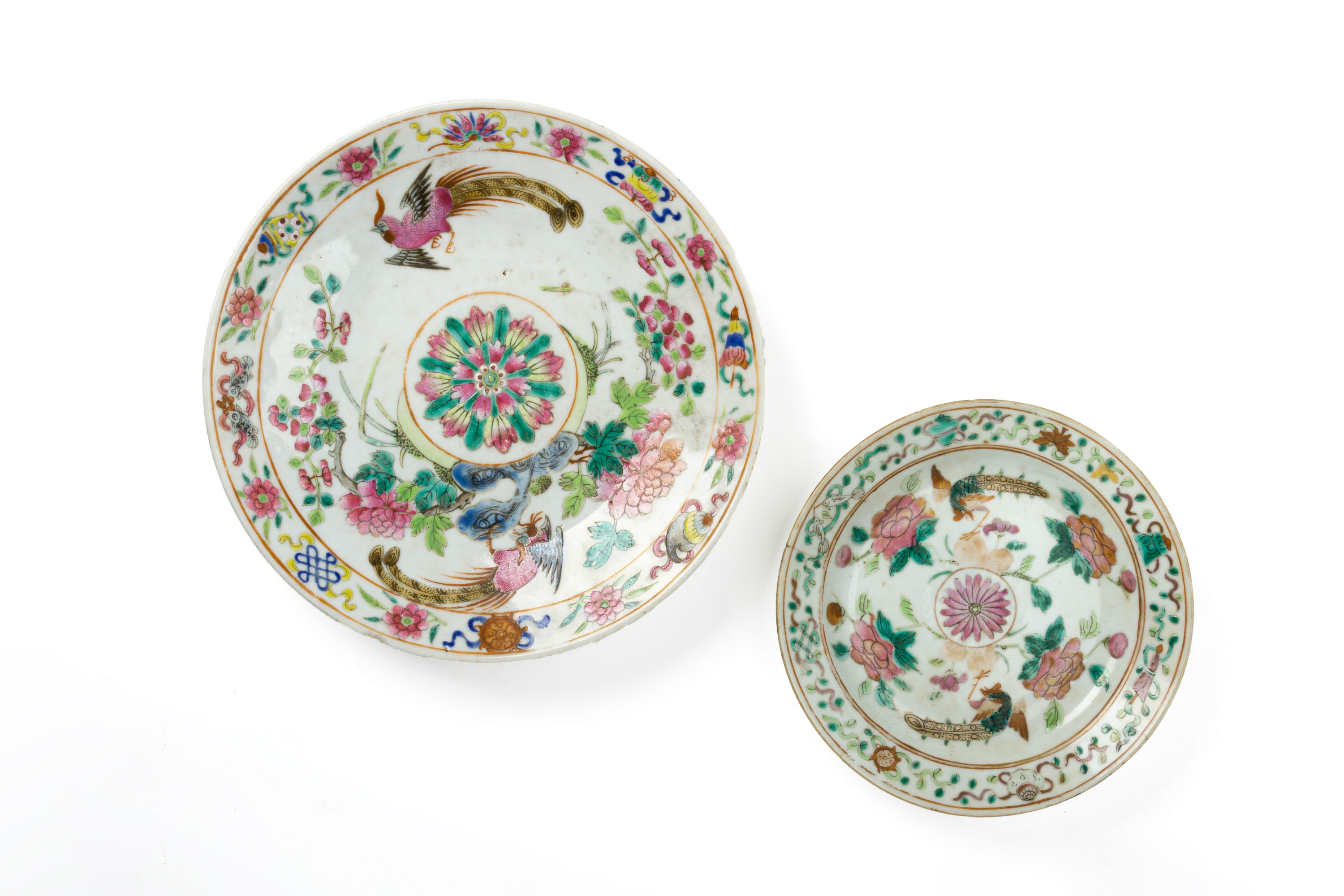 A GROUP OF FOUR FAMILLE ROSE 'PHEASANT' PLATES - Image 2 of 4