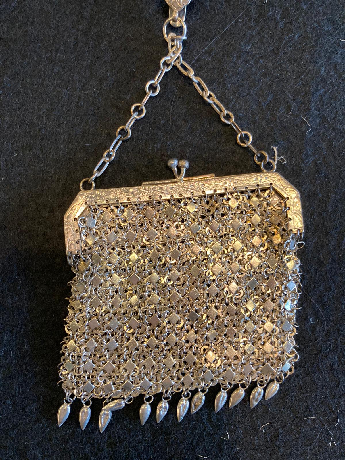 TWO WHITE METAL MESH PURSES WITH CHATELAINE CLIPS - Image 9 of 15