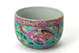 A TURQUOISE GROUND FAMILLE ROSE FINGER BOWL