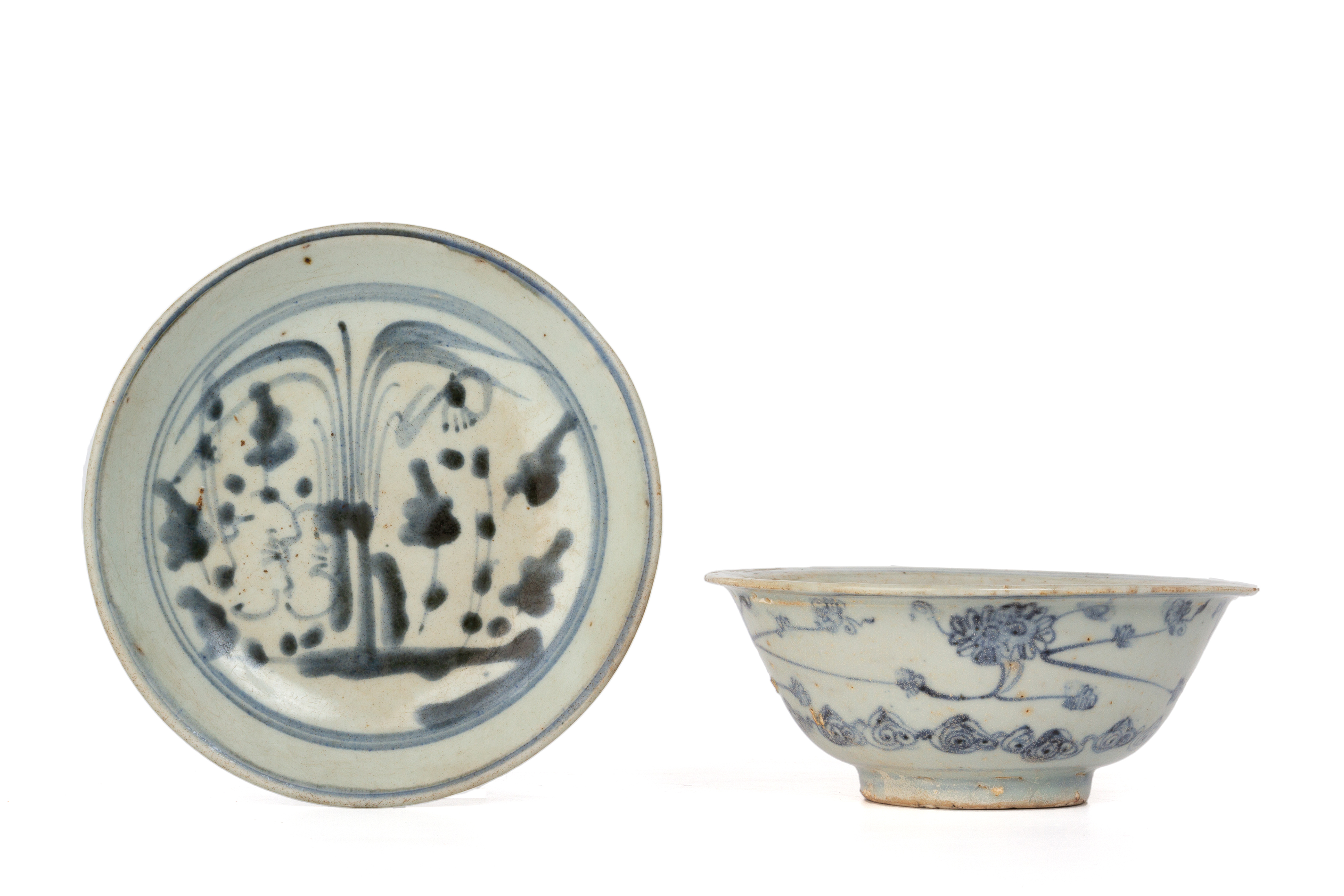 AN INTERSTING GROUP OF BLUE AND WHITE PORCELAIN ITEMS - Image 3 of 3