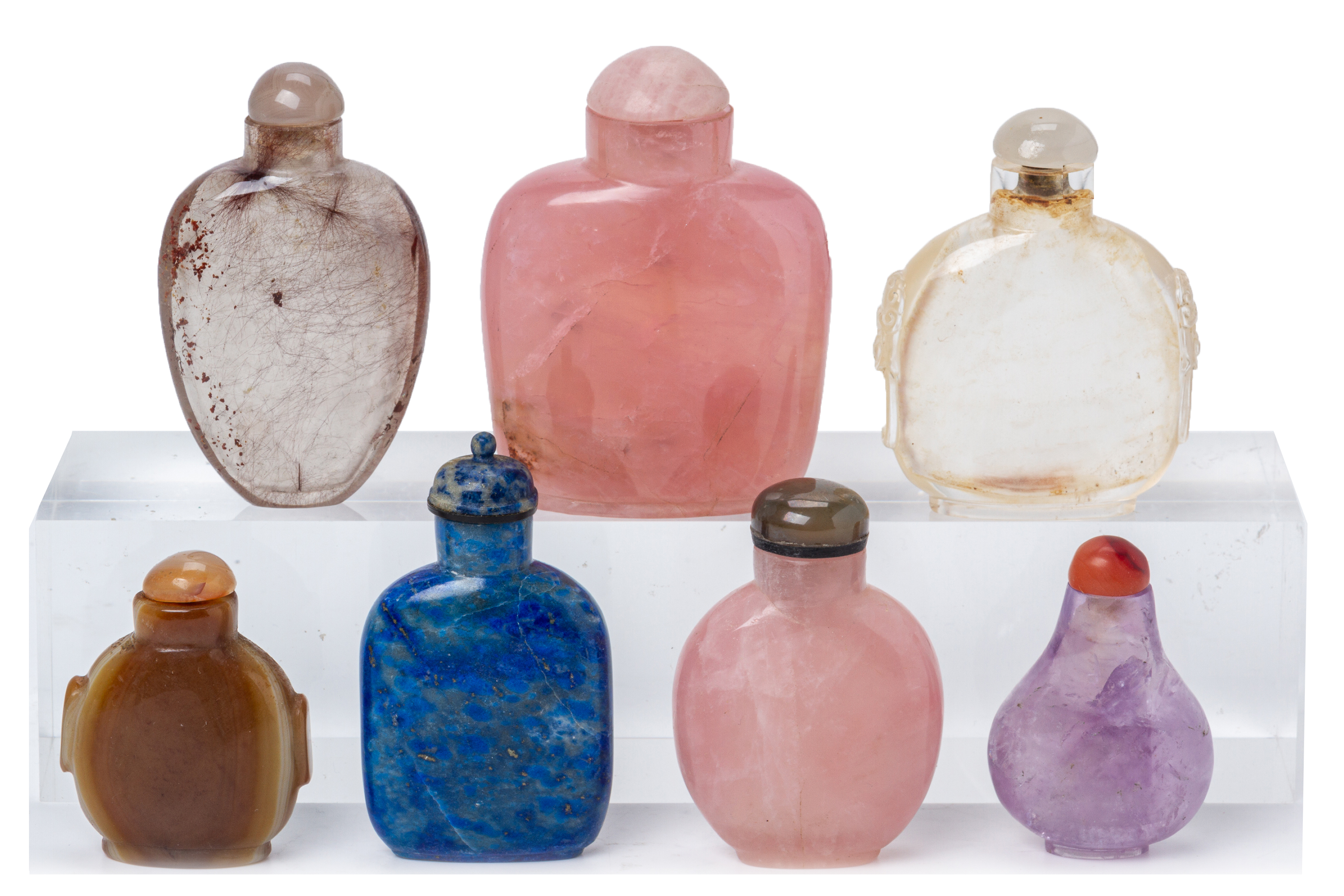 A GROUP OF SEVEN VARIOUS HARDSTONE SNUFF BOTTLES