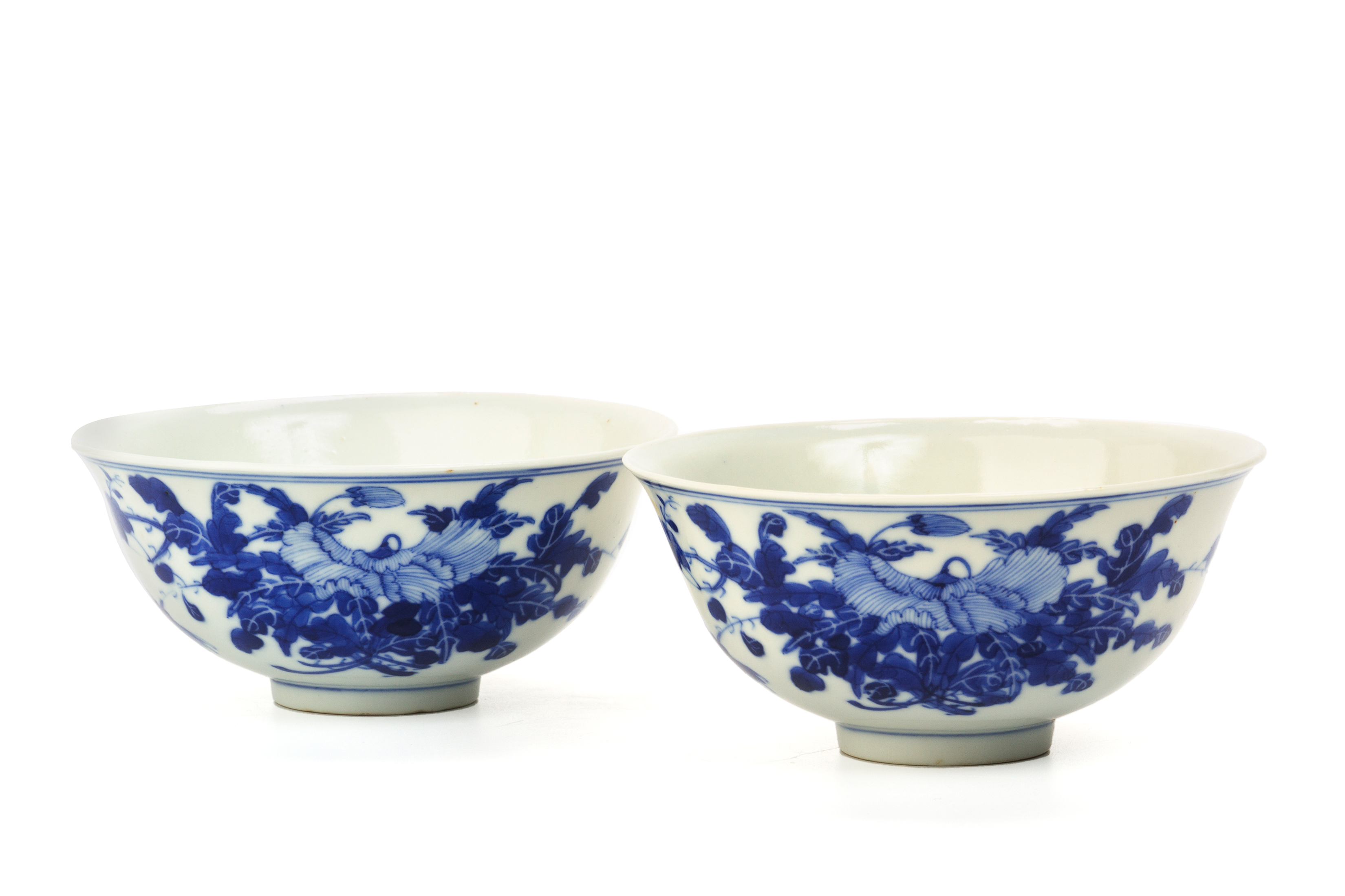 A GROUP OF BLUE AND WHITE PORCELAIN BOWLS - Image 4 of 4