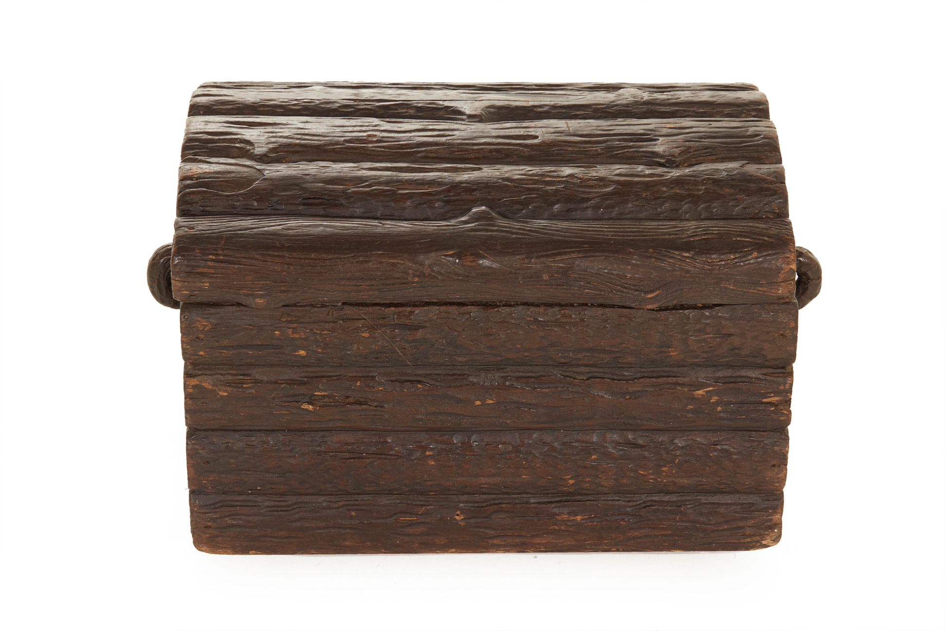 A BLACK FOREST CARVED WOOD BOX