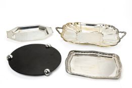 A GROUP OF ASSORTED SILVER PLATED SERVING DISHES