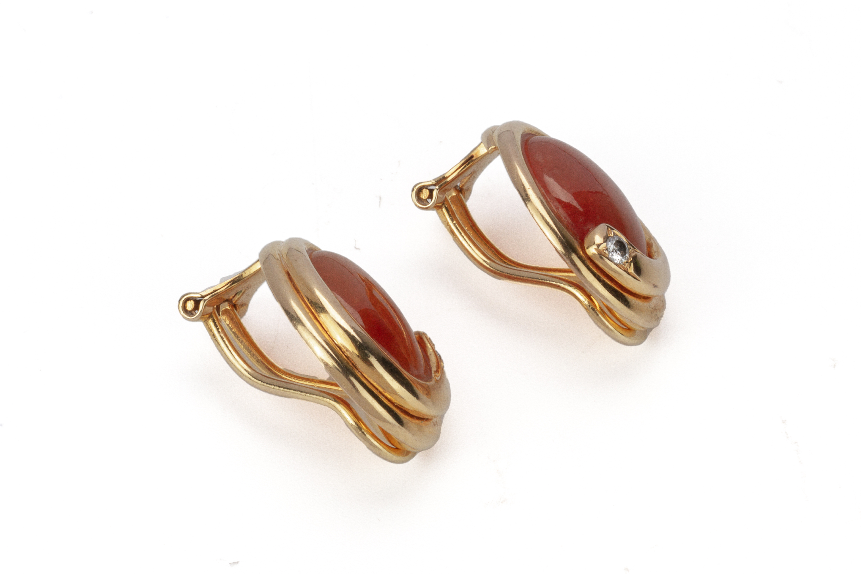 A PAIR OF KAI YIN LO EARRINGS - Image 3 of 3