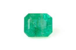 A LOOSE 2.32 CARAT EMERALD