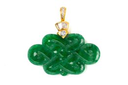 A JADE CHINESE KNOT PENDANT