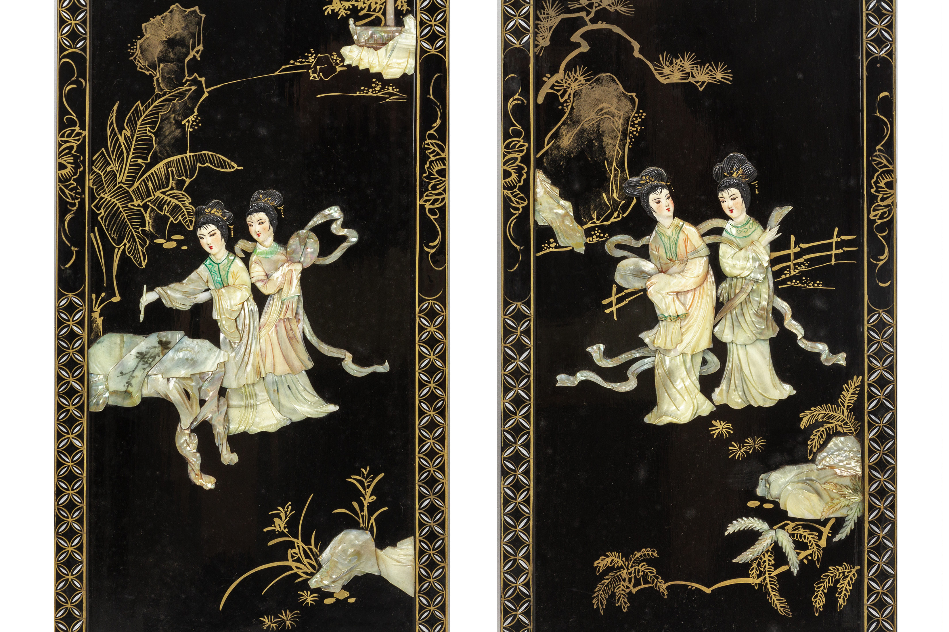 A SET OF FOUR LACQUER WALL PANELS - Image 2 of 3