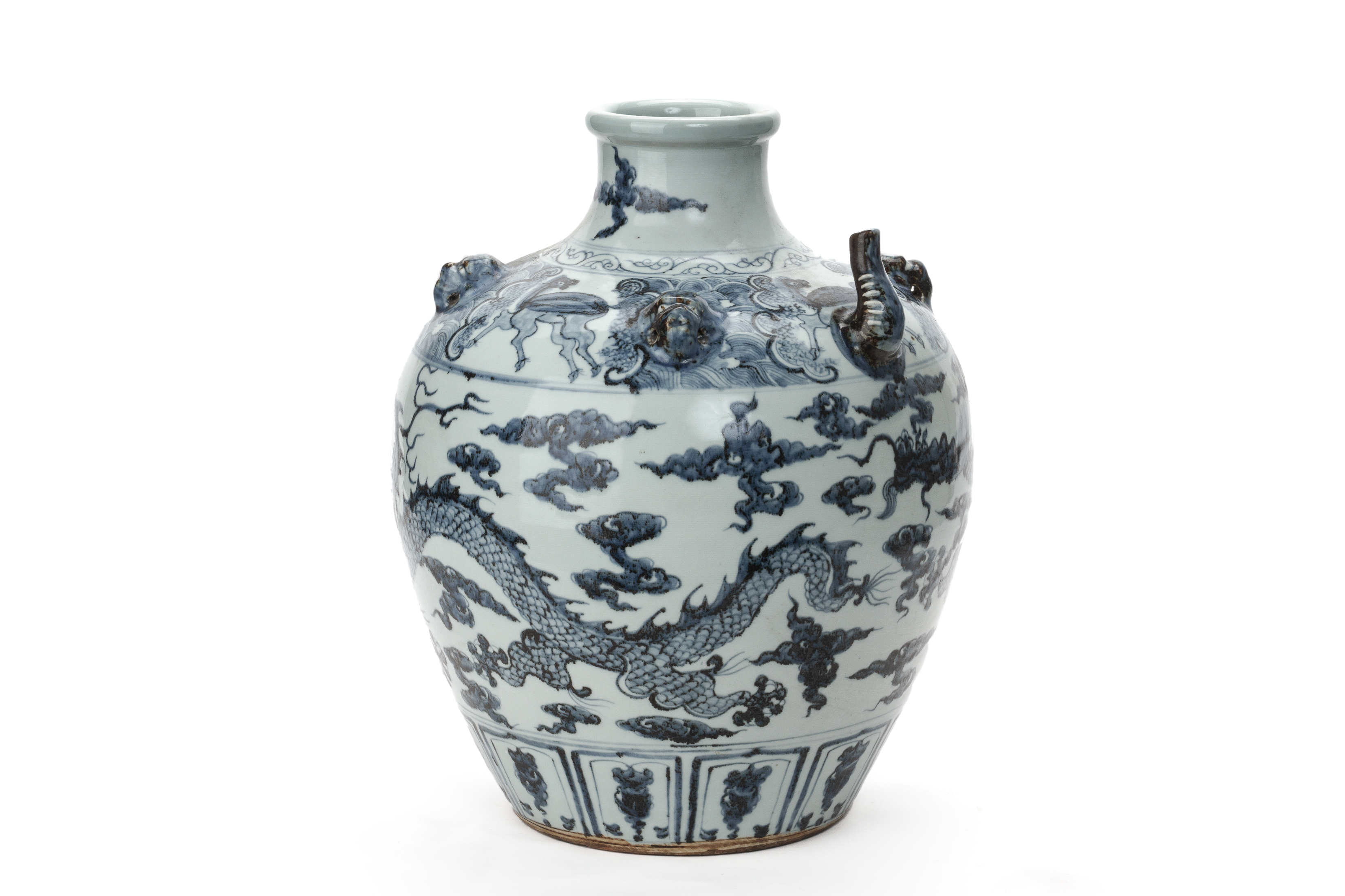 A LARGE YUAN STYLE BLUE AND WHITE PORCELAIN JAR