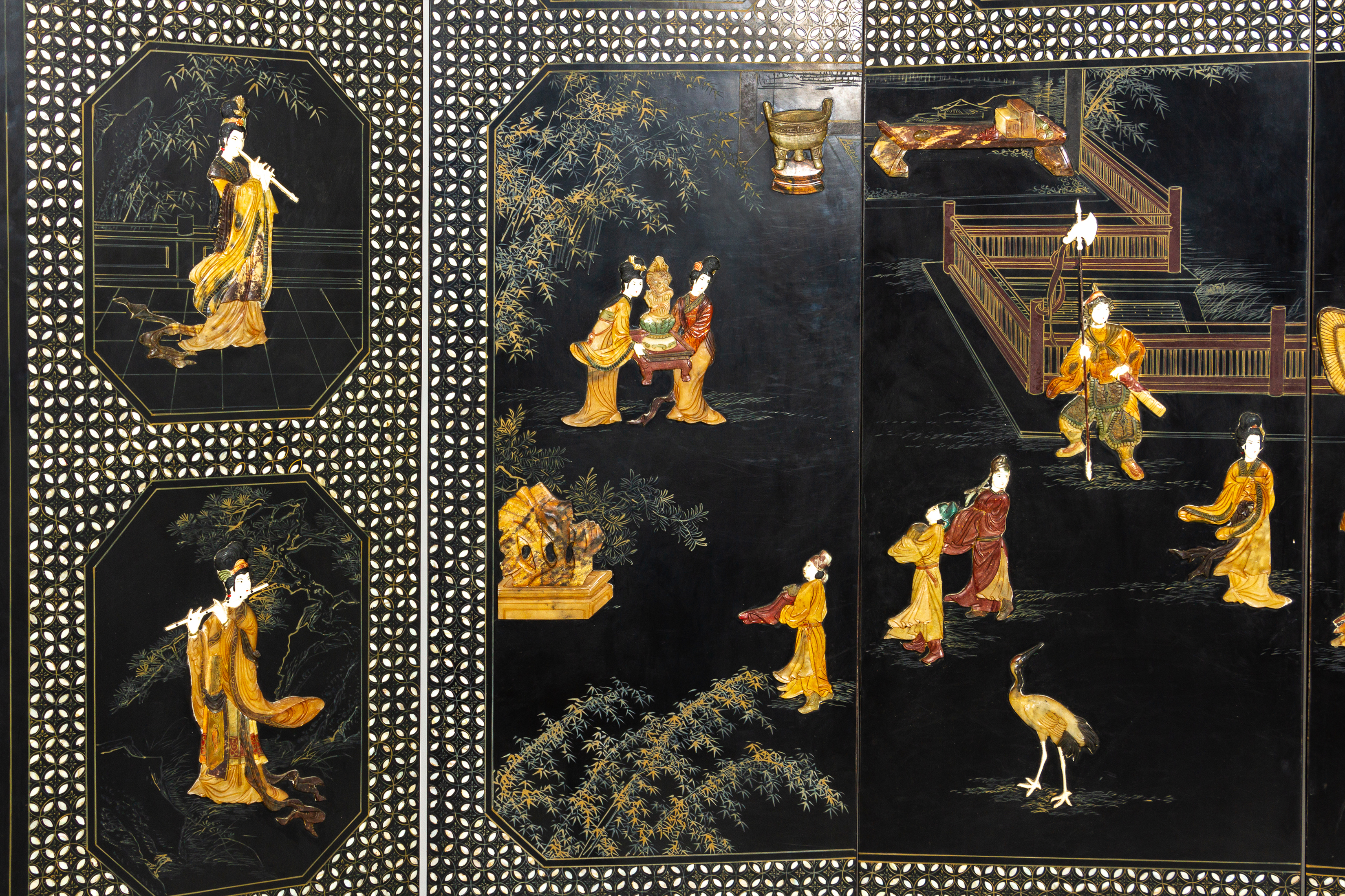 A BLACK LACQUER AND HARDSTONE INSET SIX FOLD SCREEN - Image 4 of 5