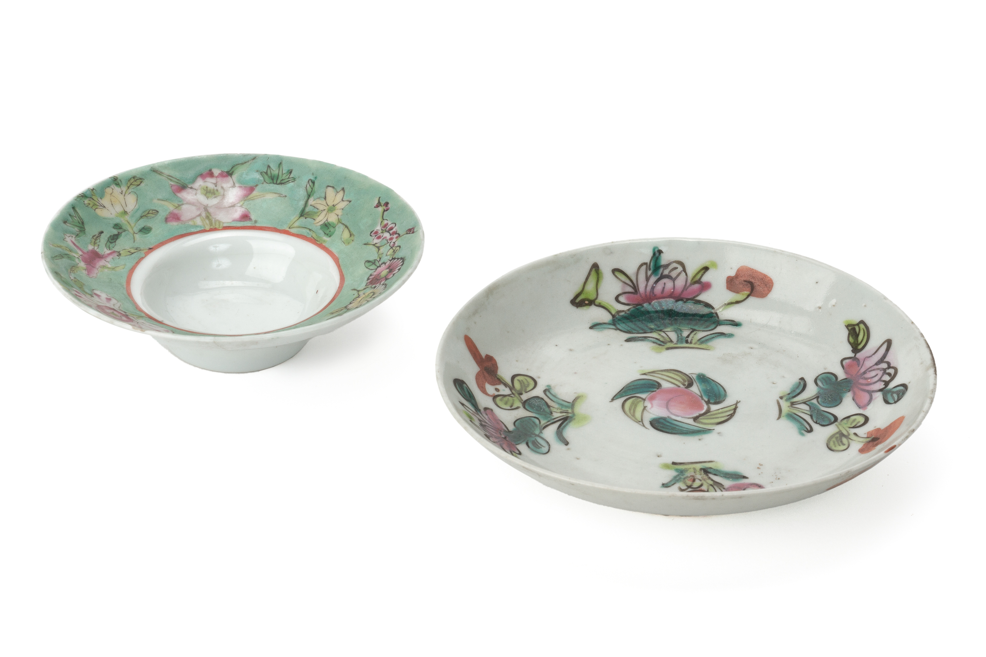 A GROUP OF ORIENTAL FAMILLE ROSE PORCELAIN ITEMS - Image 4 of 4