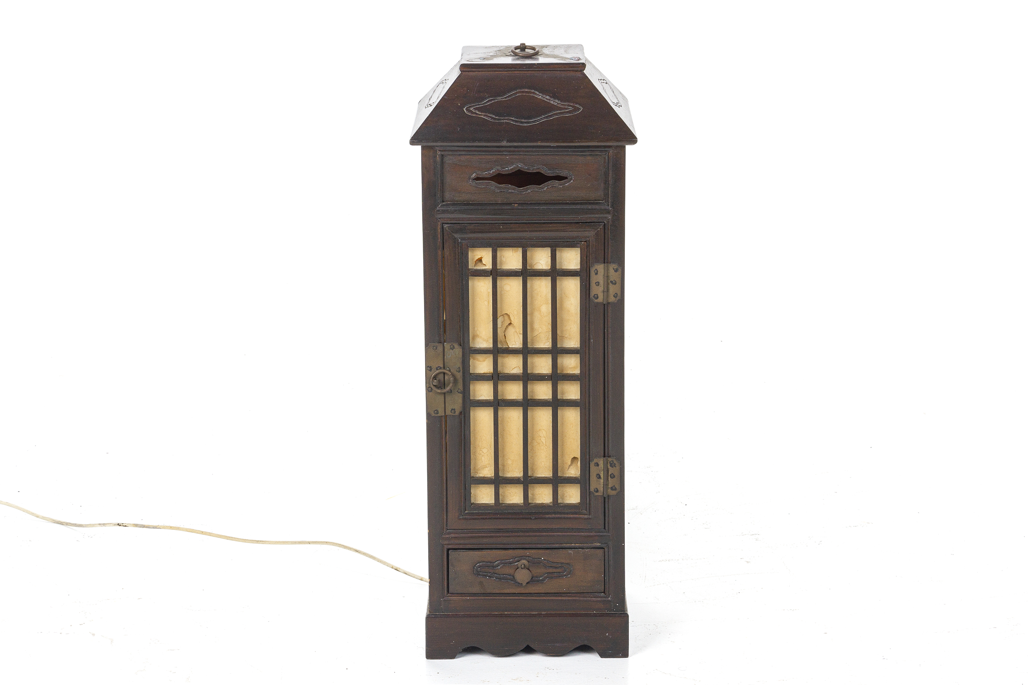 A SQUARE SECTION WOOD FLOOR LANTERN - Image 2 of 4