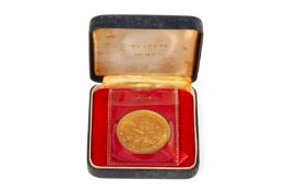 A SINGAPORE $150 1969 150TH ANNIVERSARY GOLD COIN