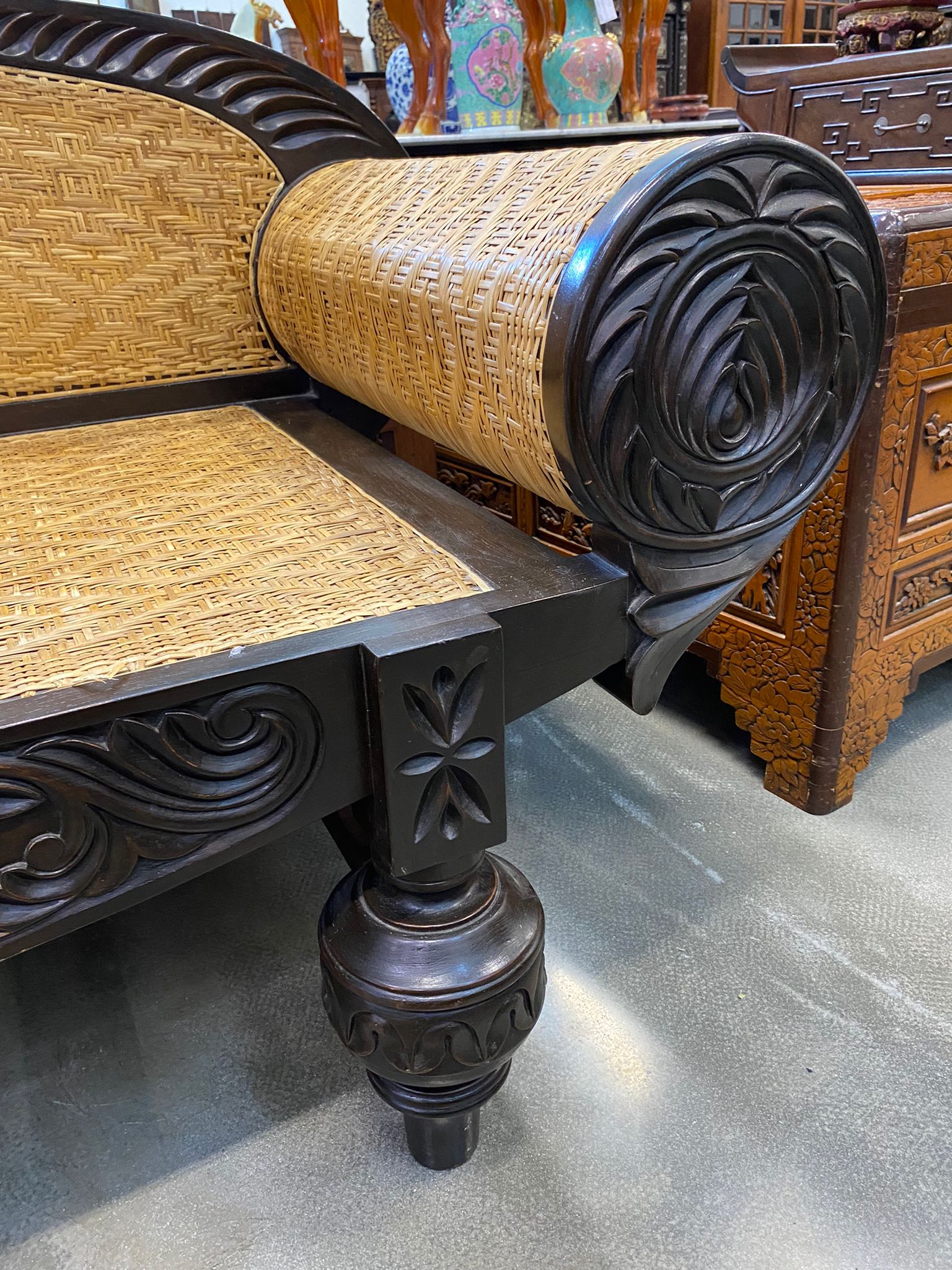 AN ANGLO INDIAN CARVED TEAK SOFA - Image 5 of 12