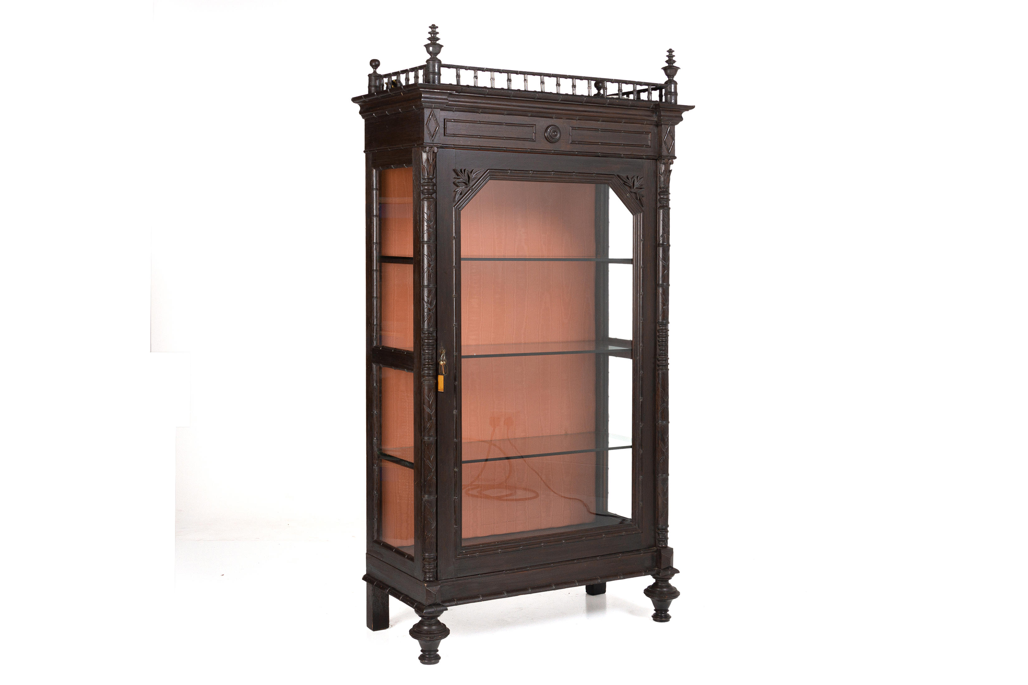 A CARVED AND GLAZED DISPLAY CABINET - Image 4 of 4