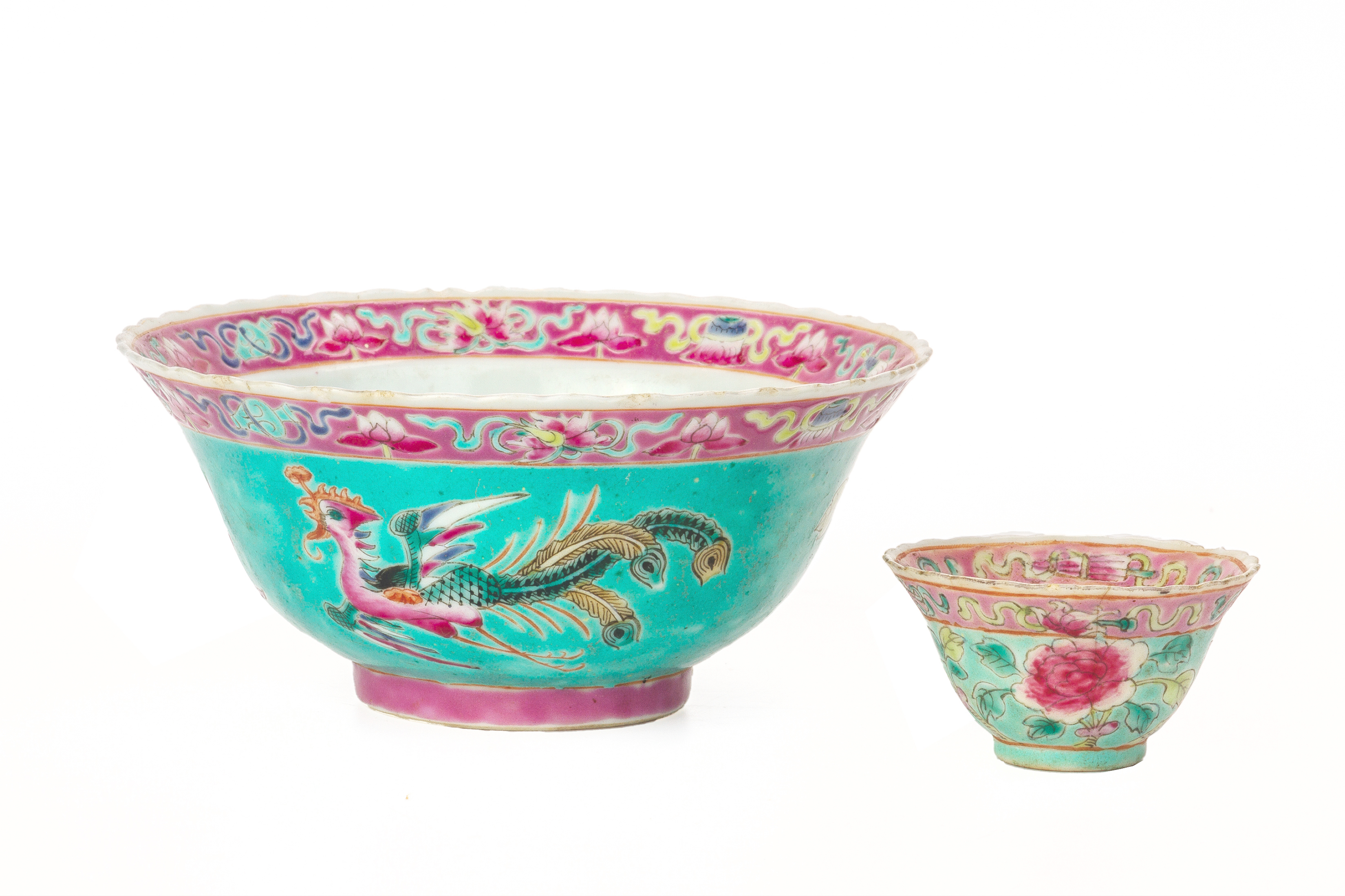 A TURQUOISE GROUND FAMILLE ROSE BOWL AND TEA BOWL