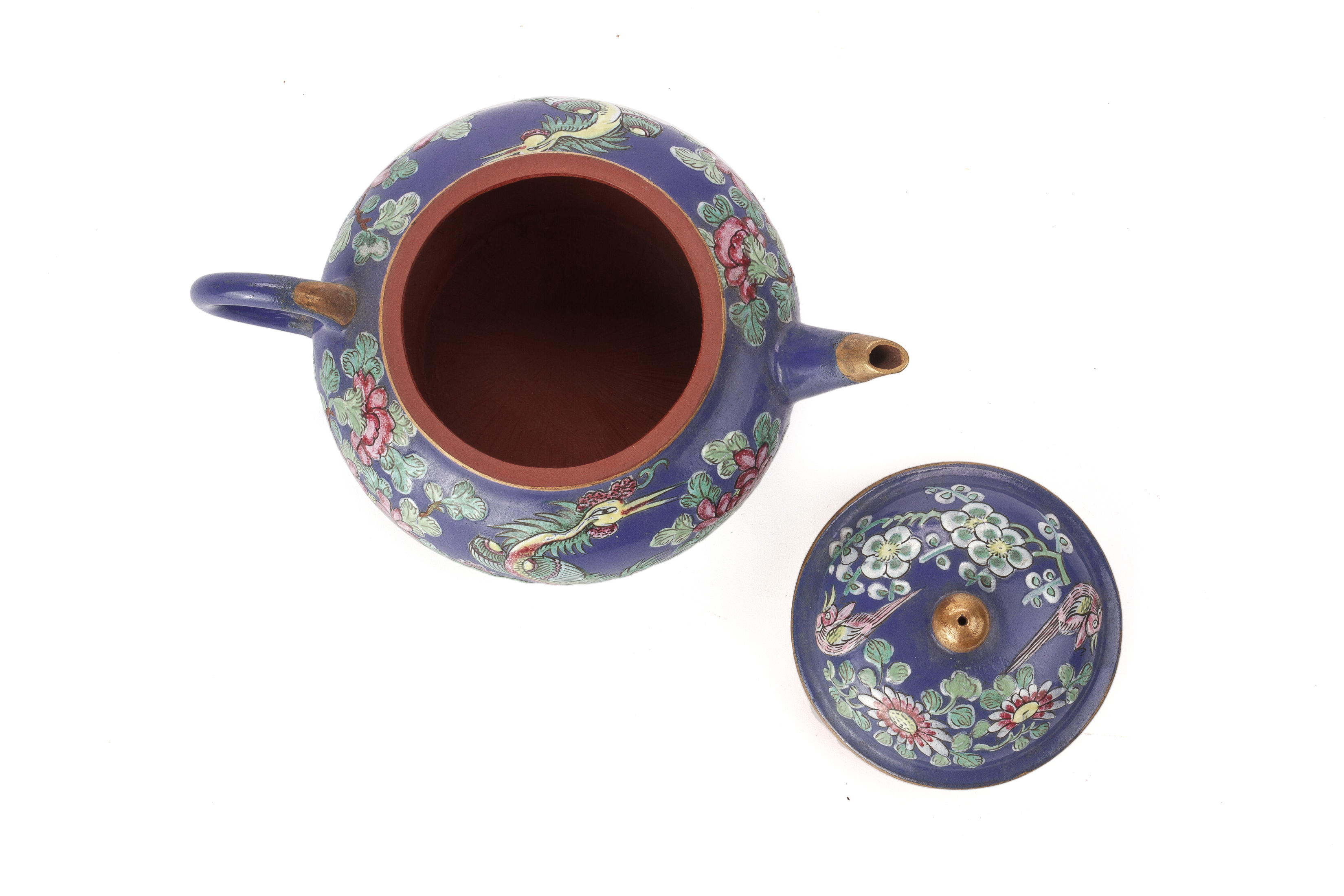 AN ENAMELLED YIXING POTTERY TEAPOT - Image 4 of 19