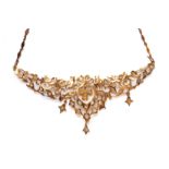 A DIAMOND INTAN SET GOLD NECKLACE